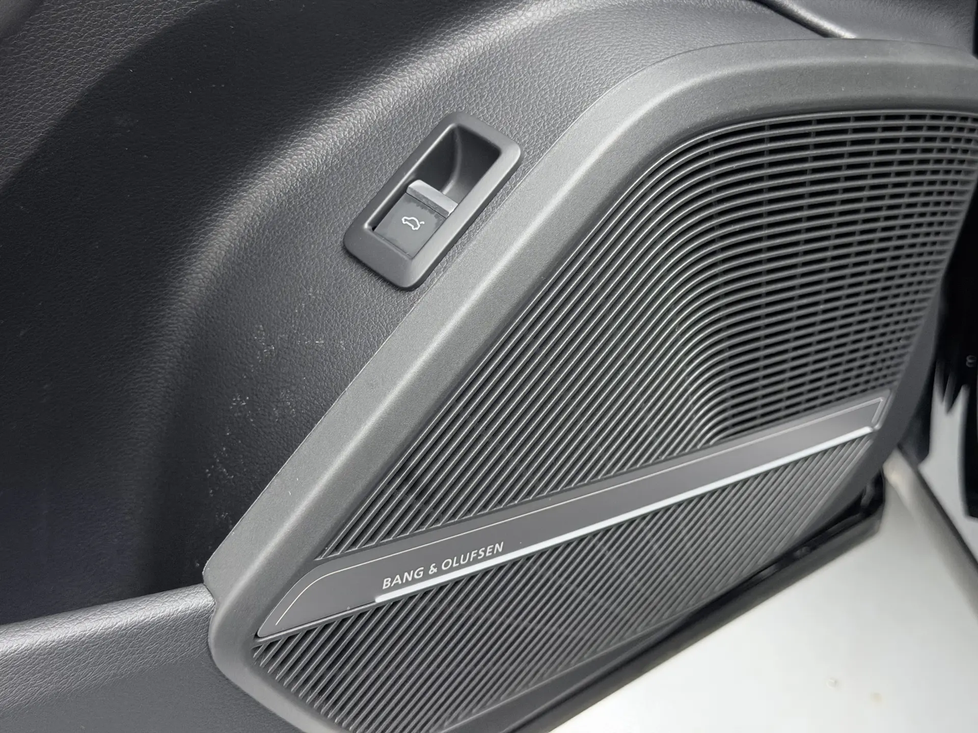 Audi Q5L 45 TFSI, 2024 35