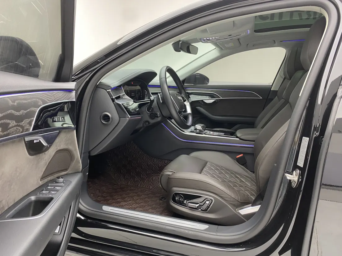 Audi A8L 50 TFSI, 2022 18