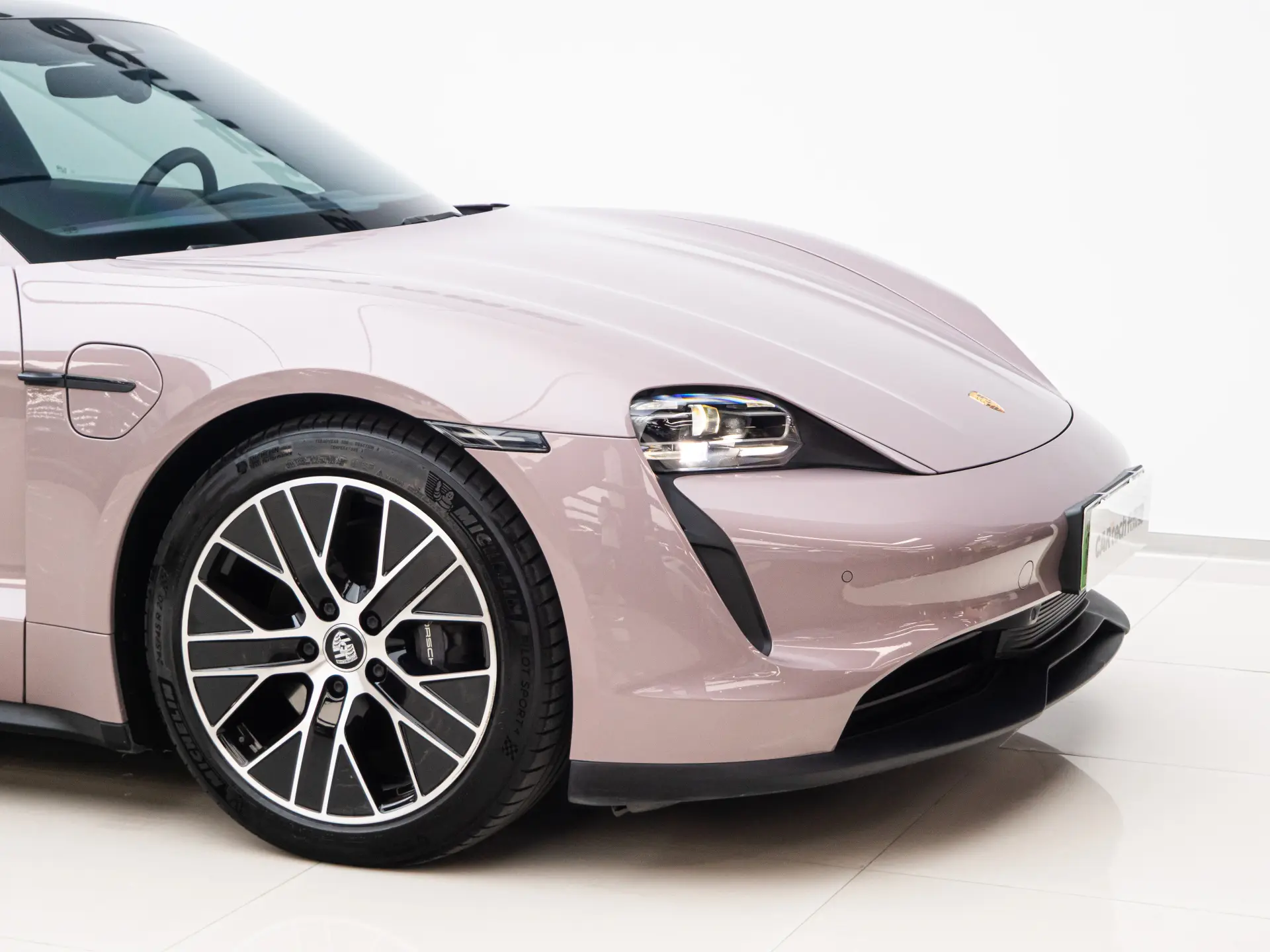 Porsche Taycan, 2021 2