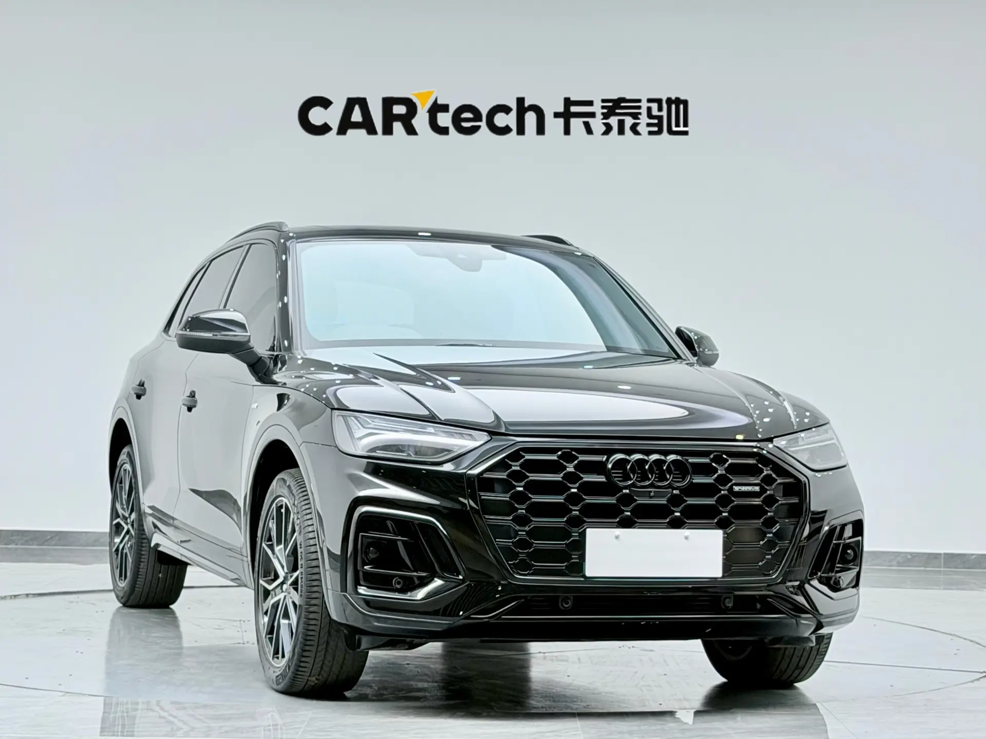 Audi Q5L 45 TFSI, 2024 2