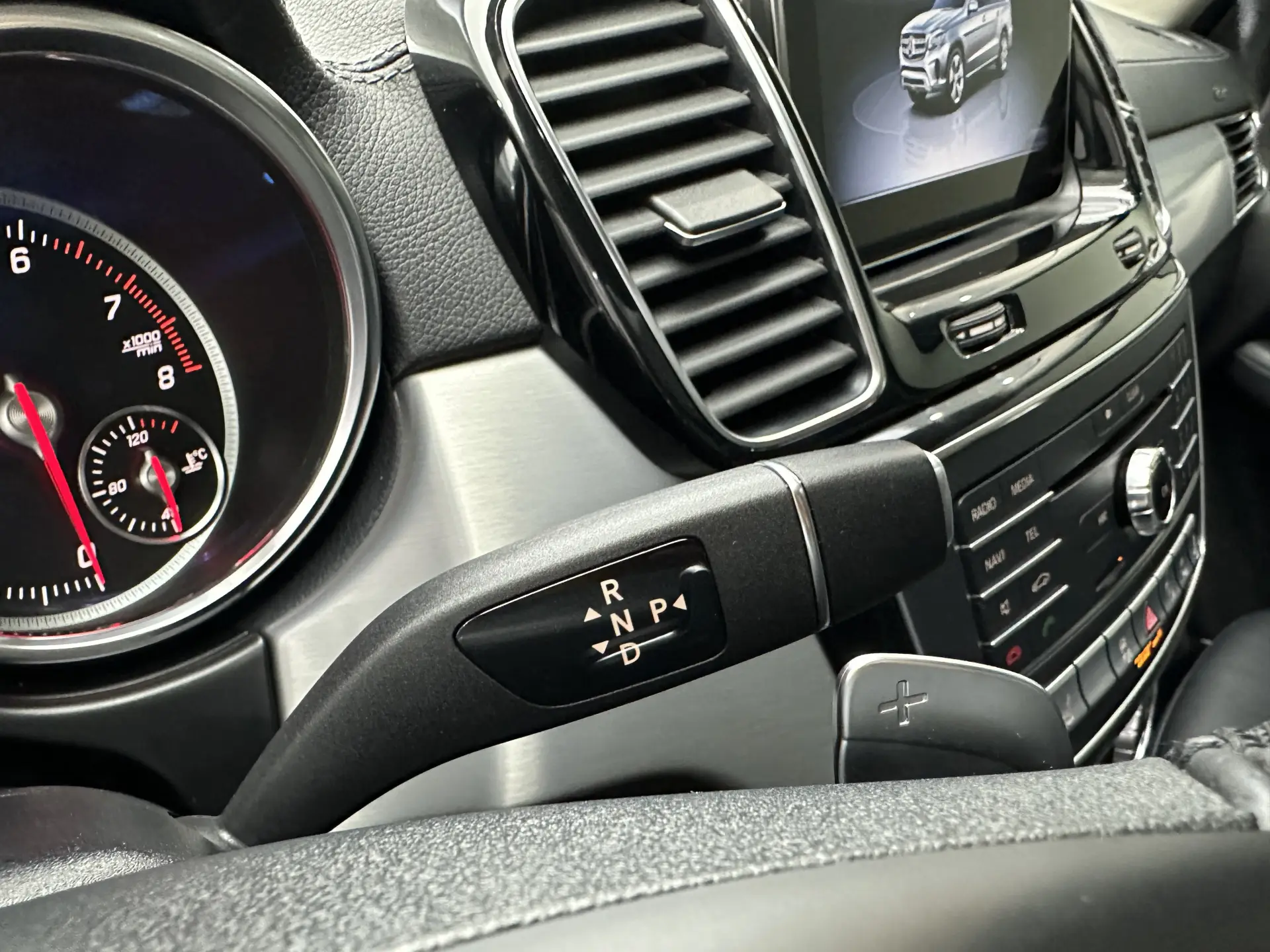 Mercedes-Benz GLS 400 4MATIC, 2016 25