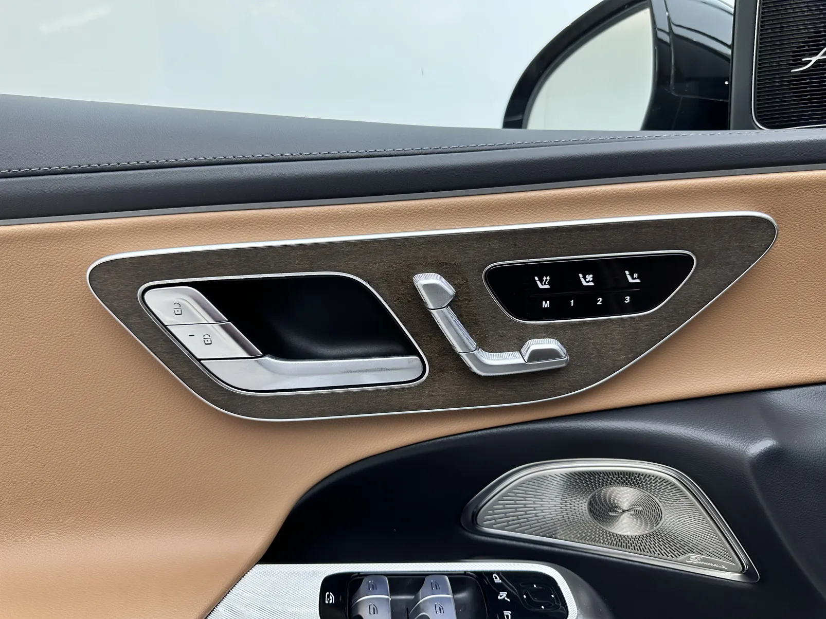 Mercedes-Benz E 300 L, 2025 15