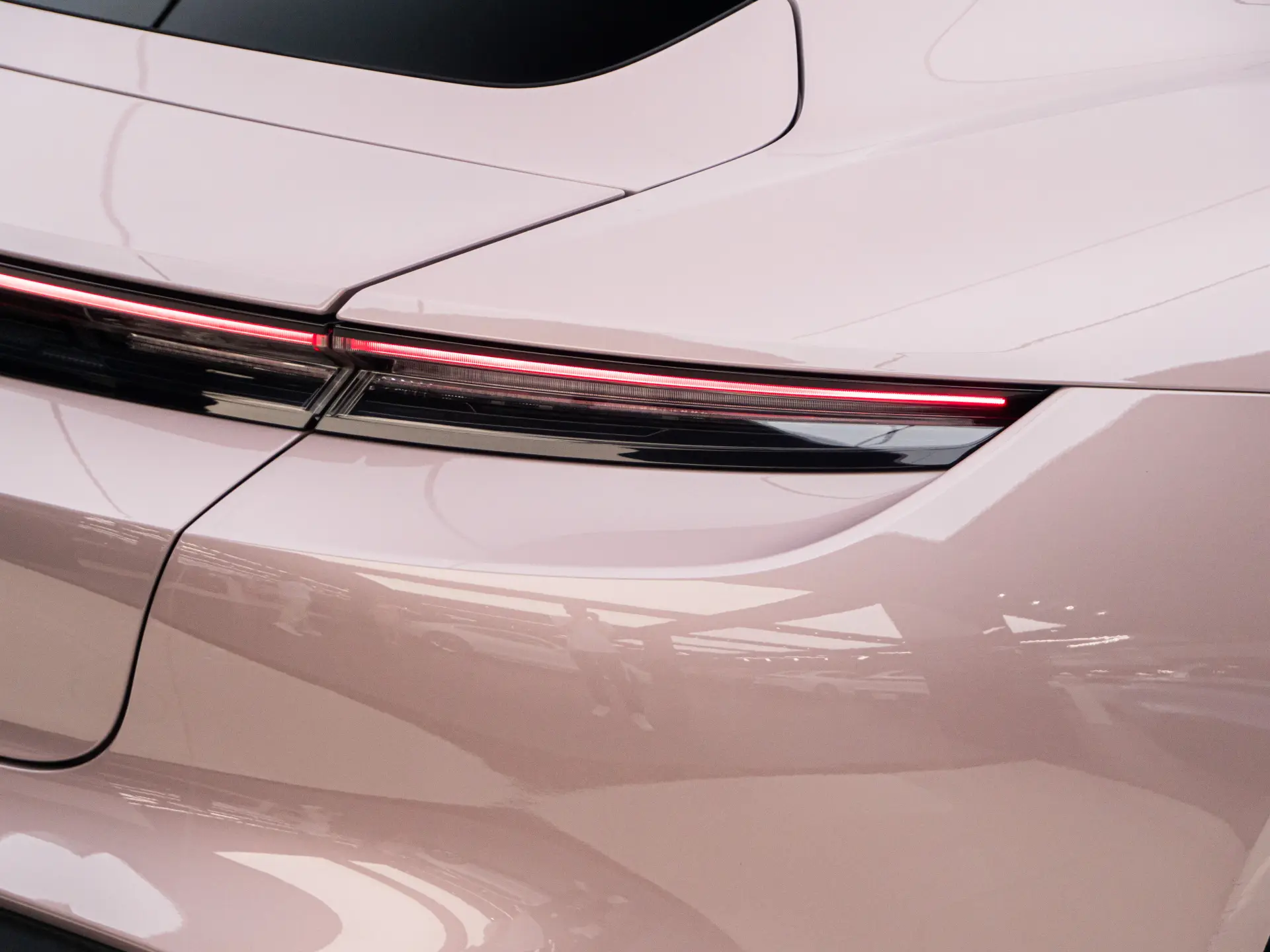 Porsche Taycan, 2021 8