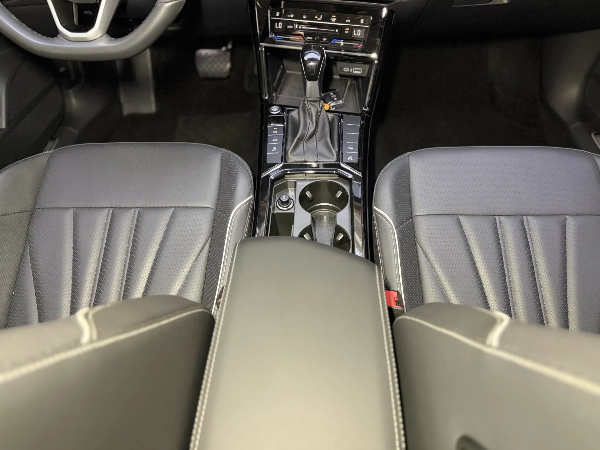 Volkswagen Passat, 2024 20