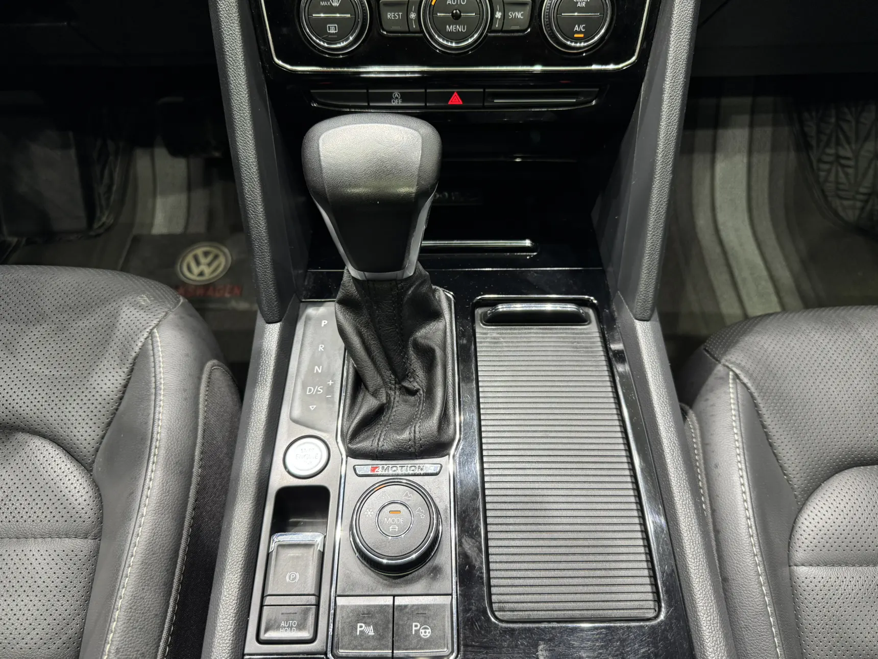Volkswagen Teramont, 2019 16