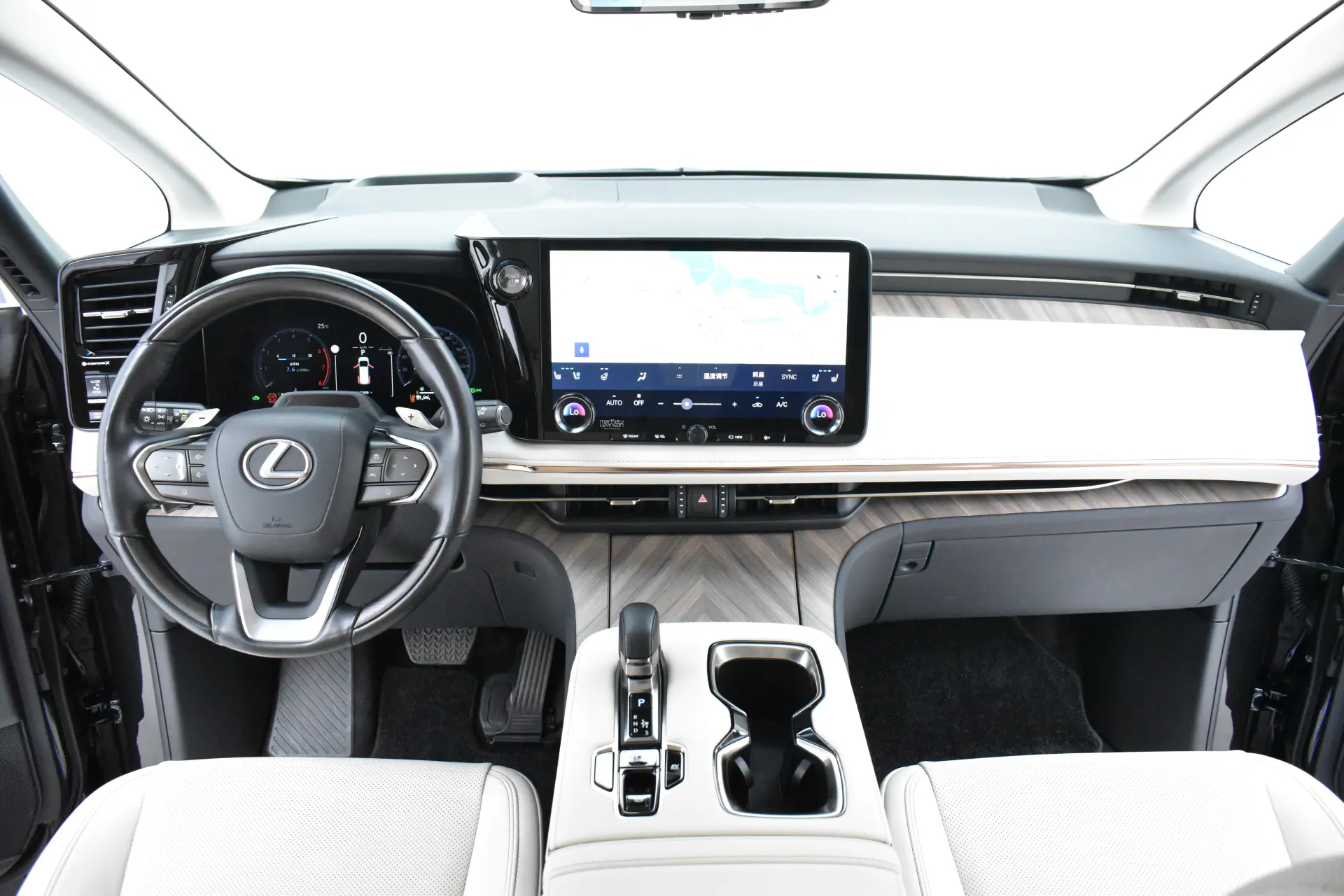 Lexus LM 350h, 2023 13