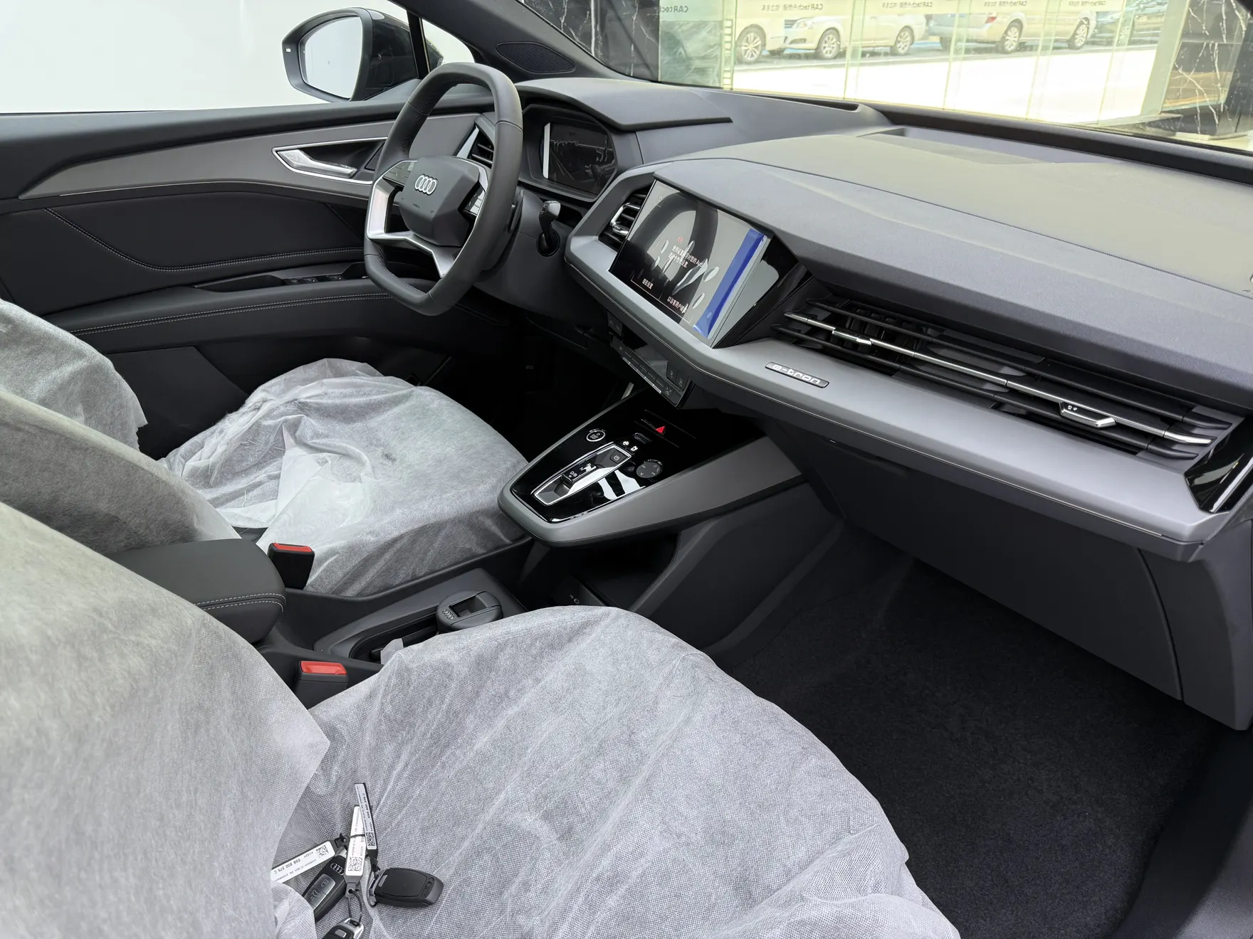 Audi Q5 e-tron, 2025 18