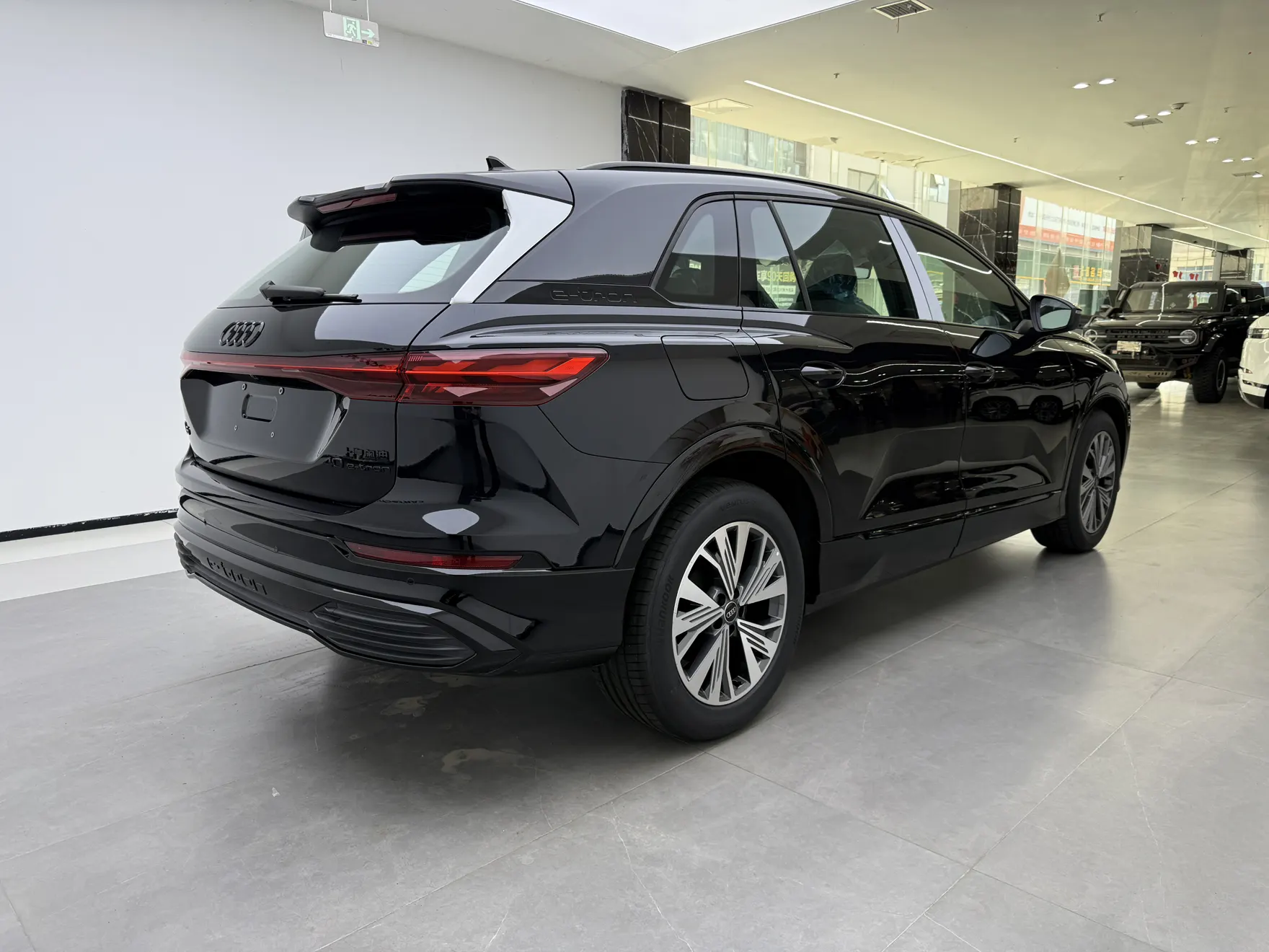 Audi Q5 e-tron, 2025 все фото