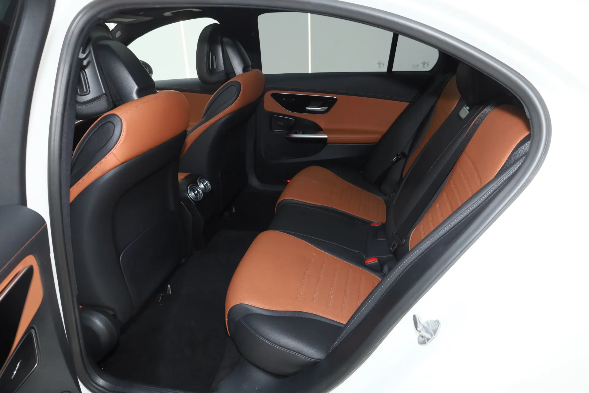 Mercedes-Benz C 260 L, 2022 26