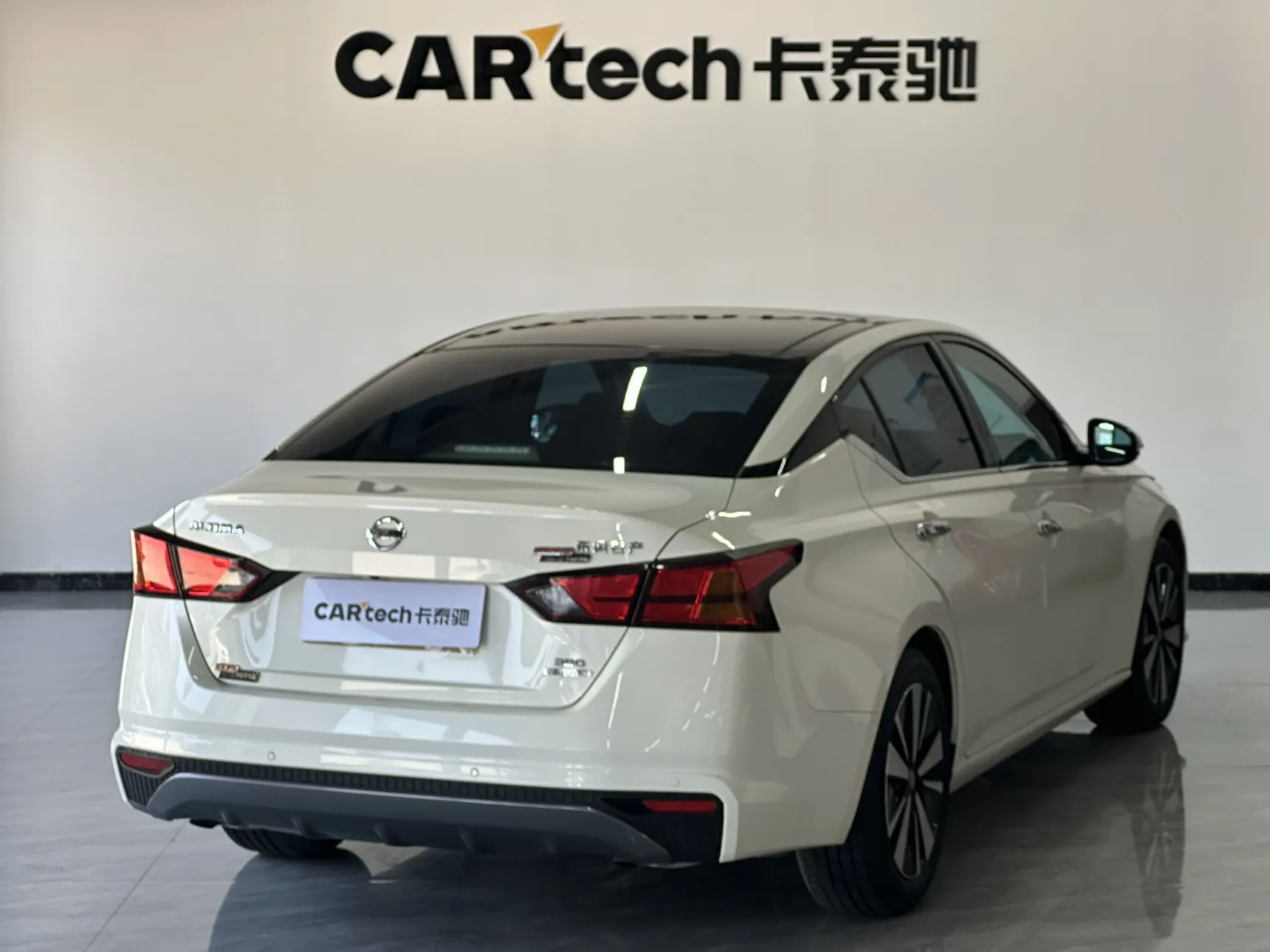 Nissan Teana, 2022 3