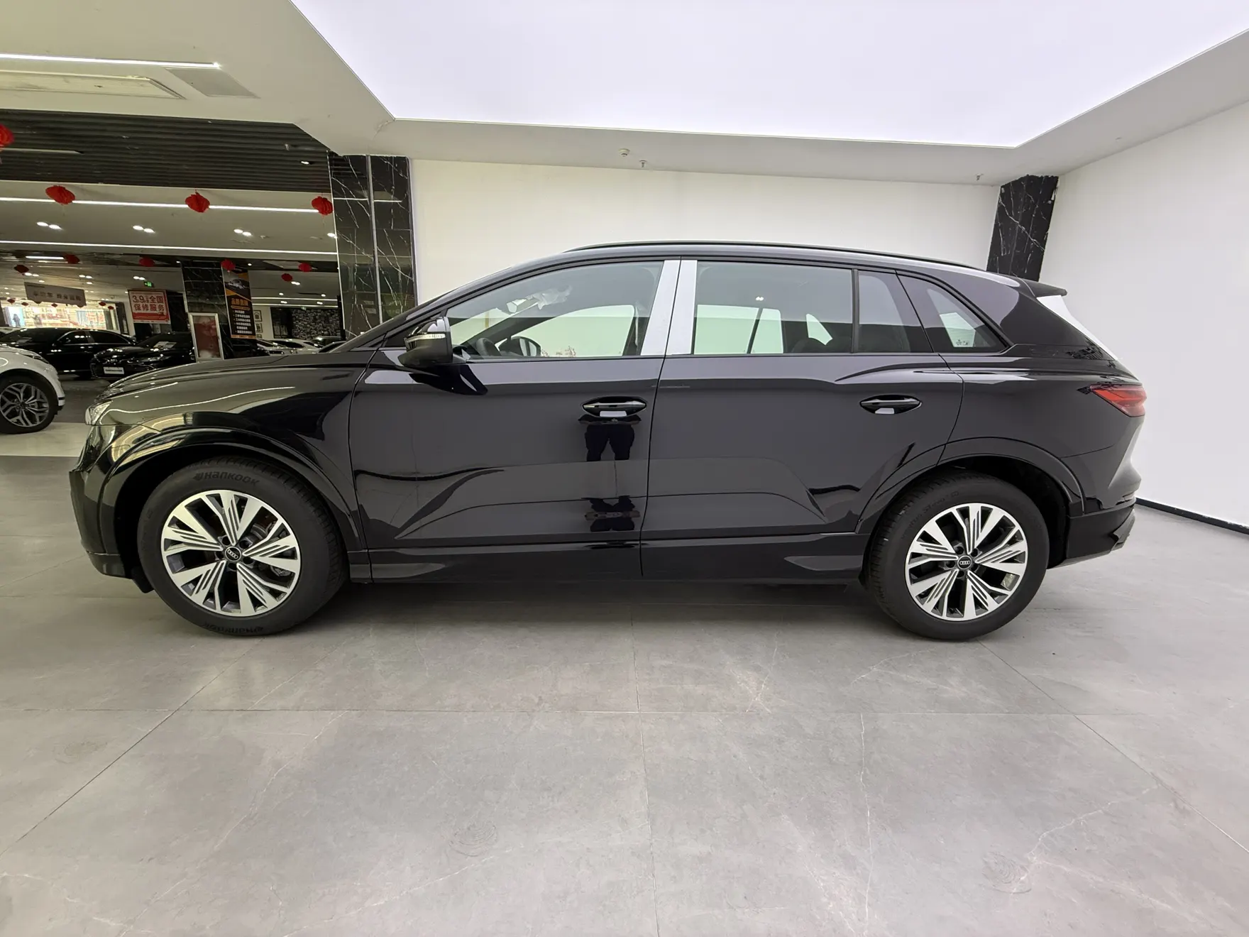Audi Q5 e-tron, 2025 8