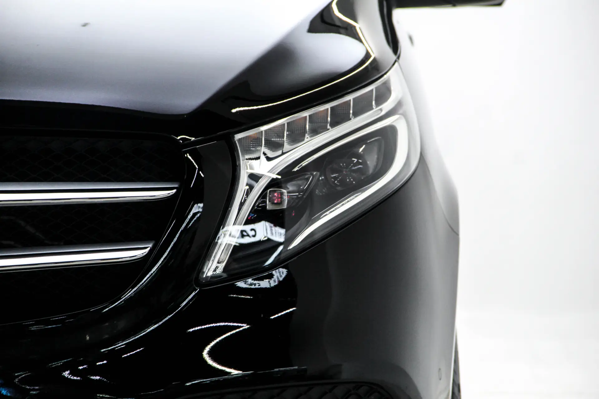 Mercedes-Benz V, 2021 9