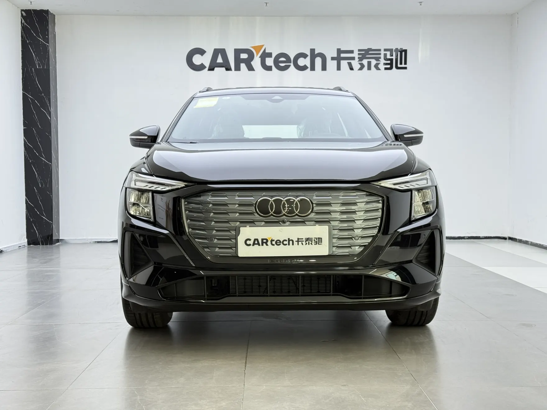 Audi Q5 e-tron, 2025 3