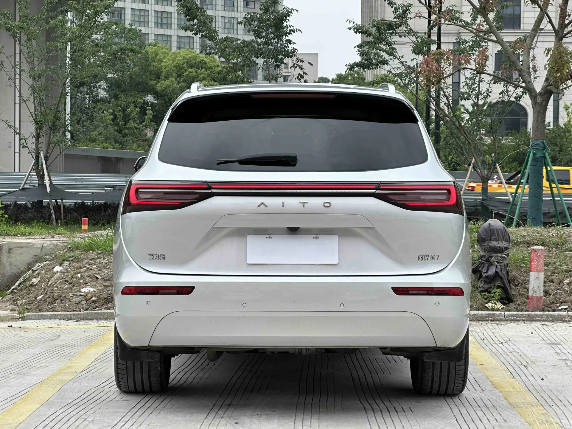 AITO M7, 2023 все фото
