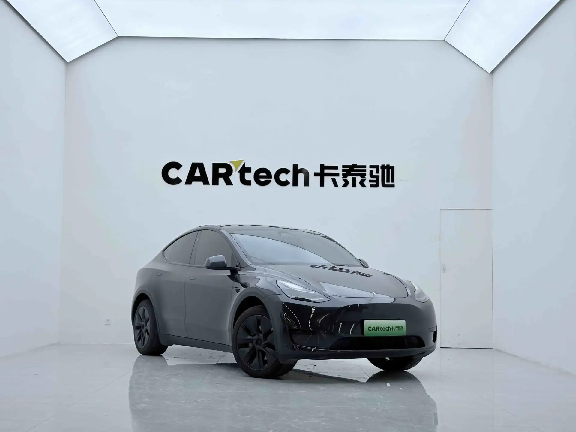 Tesla Model Y, 2024 3