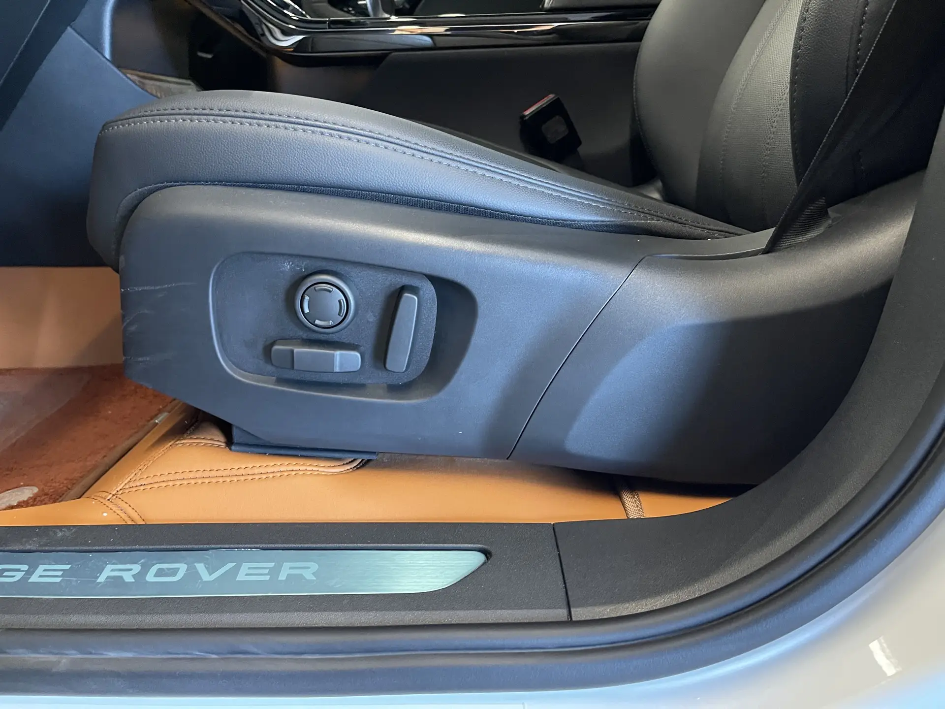 Land Rover Range Rover, 2023 22