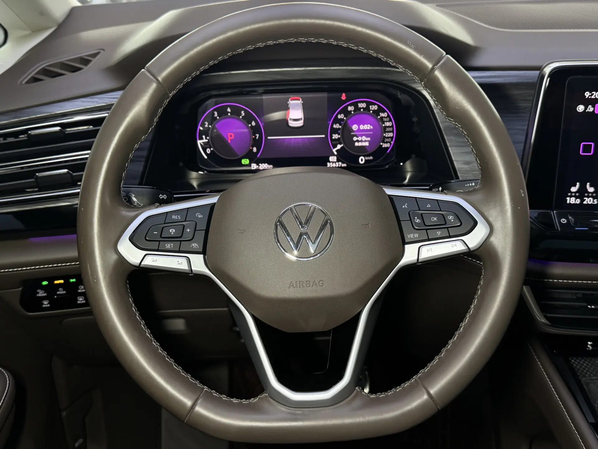 Volkswagen Viloran, 2022 15