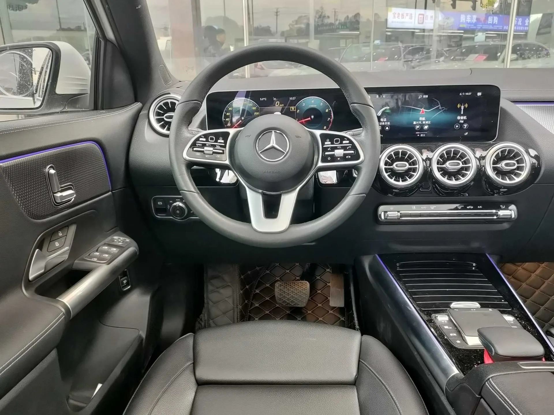 Mercedes-Benz GLA 200, 2020 10