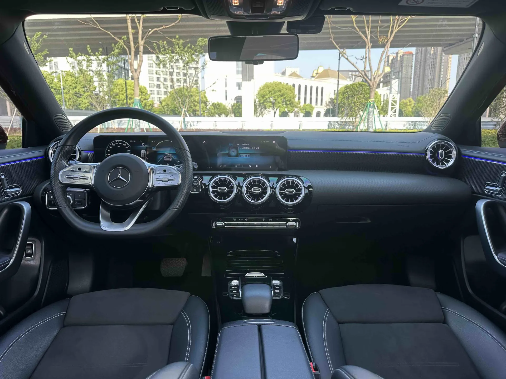 Mercedes-Benz A 200 L, 2020 8