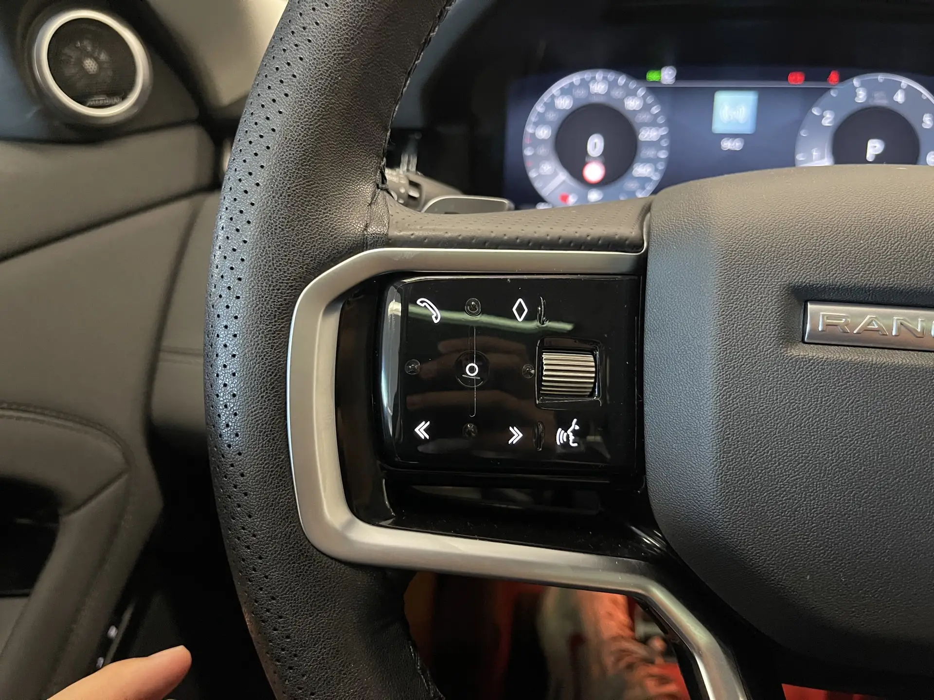 Land Rover Range Rover, 2023 19