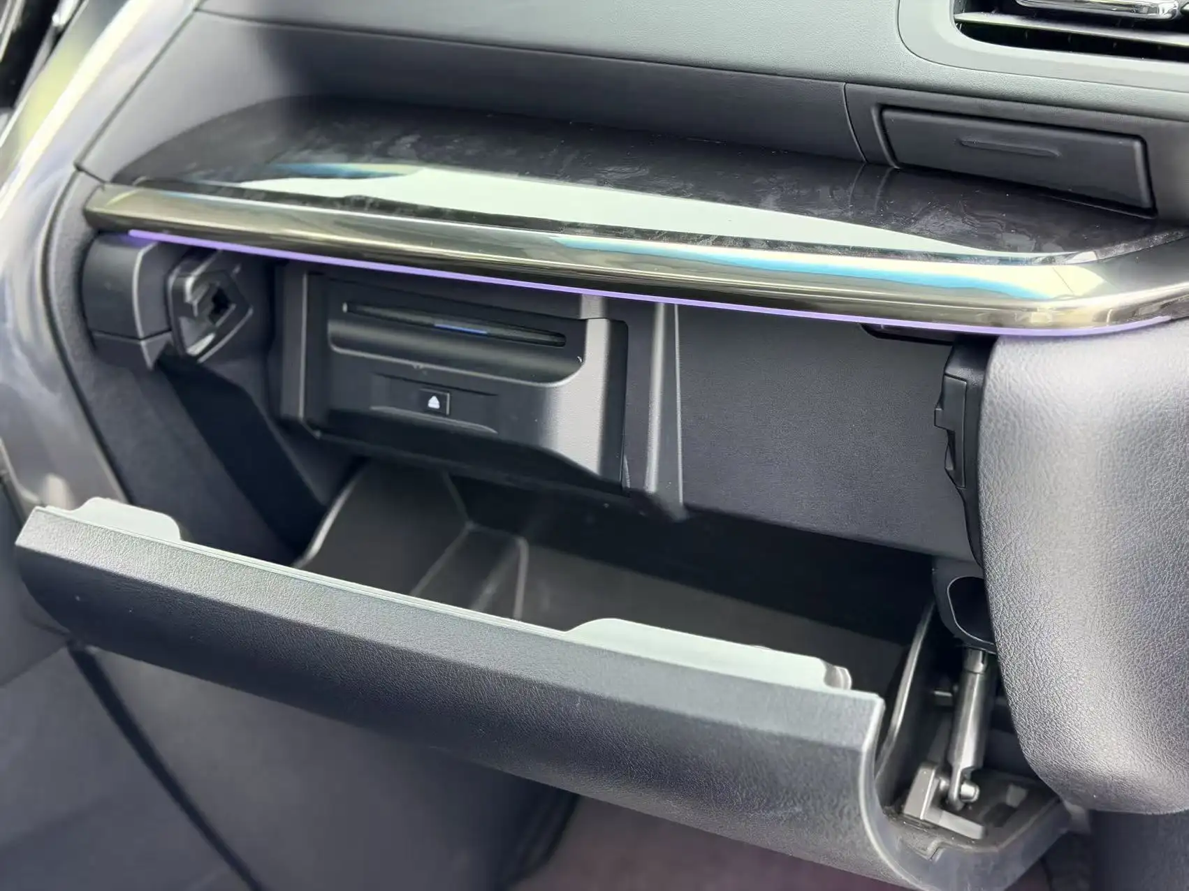 Toyota Vellfire, 2020 25