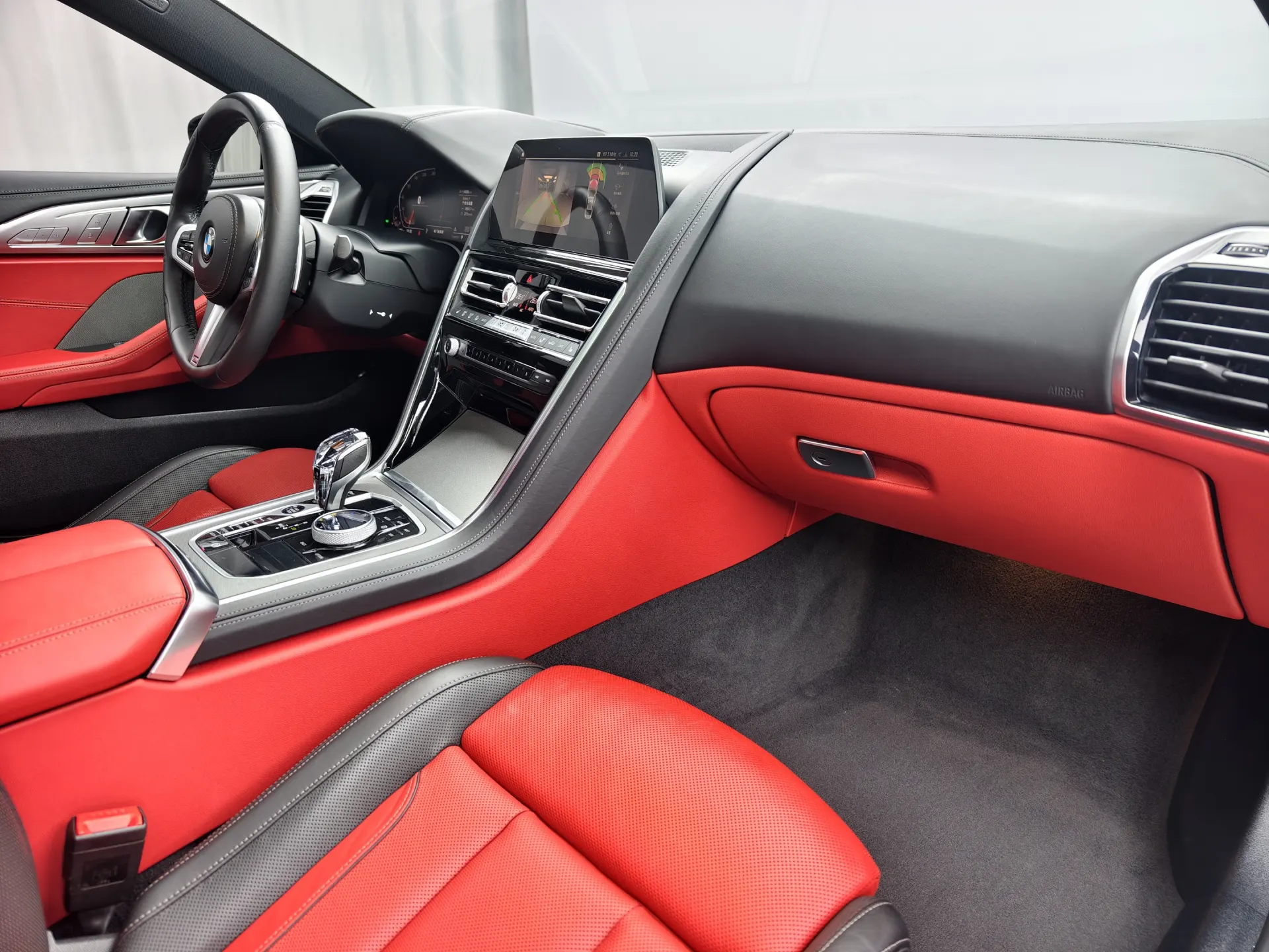 BMW 8, 2021 13