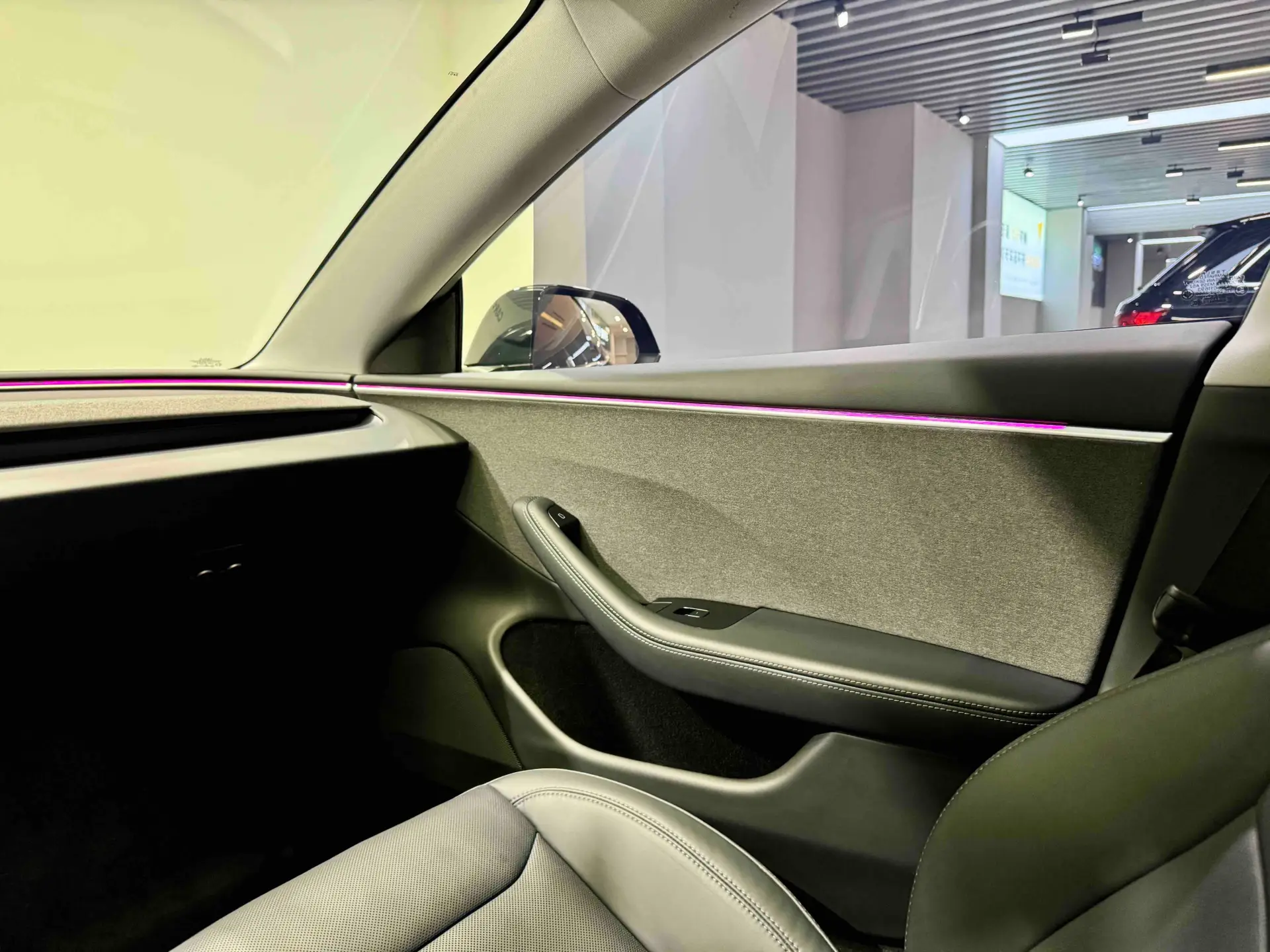 Tesla Model 3, 2024 14