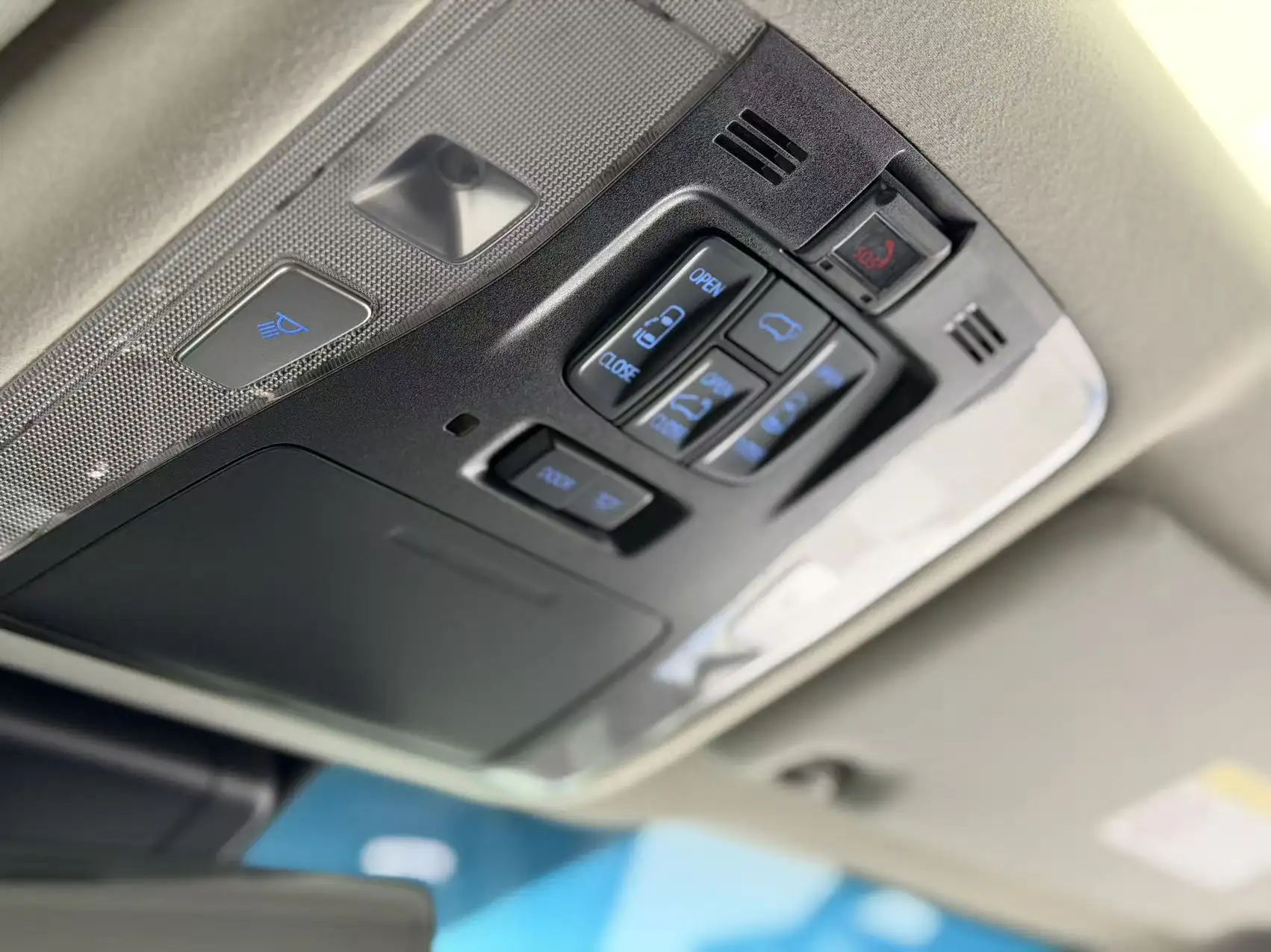 Toyota Vellfire, 2020 20