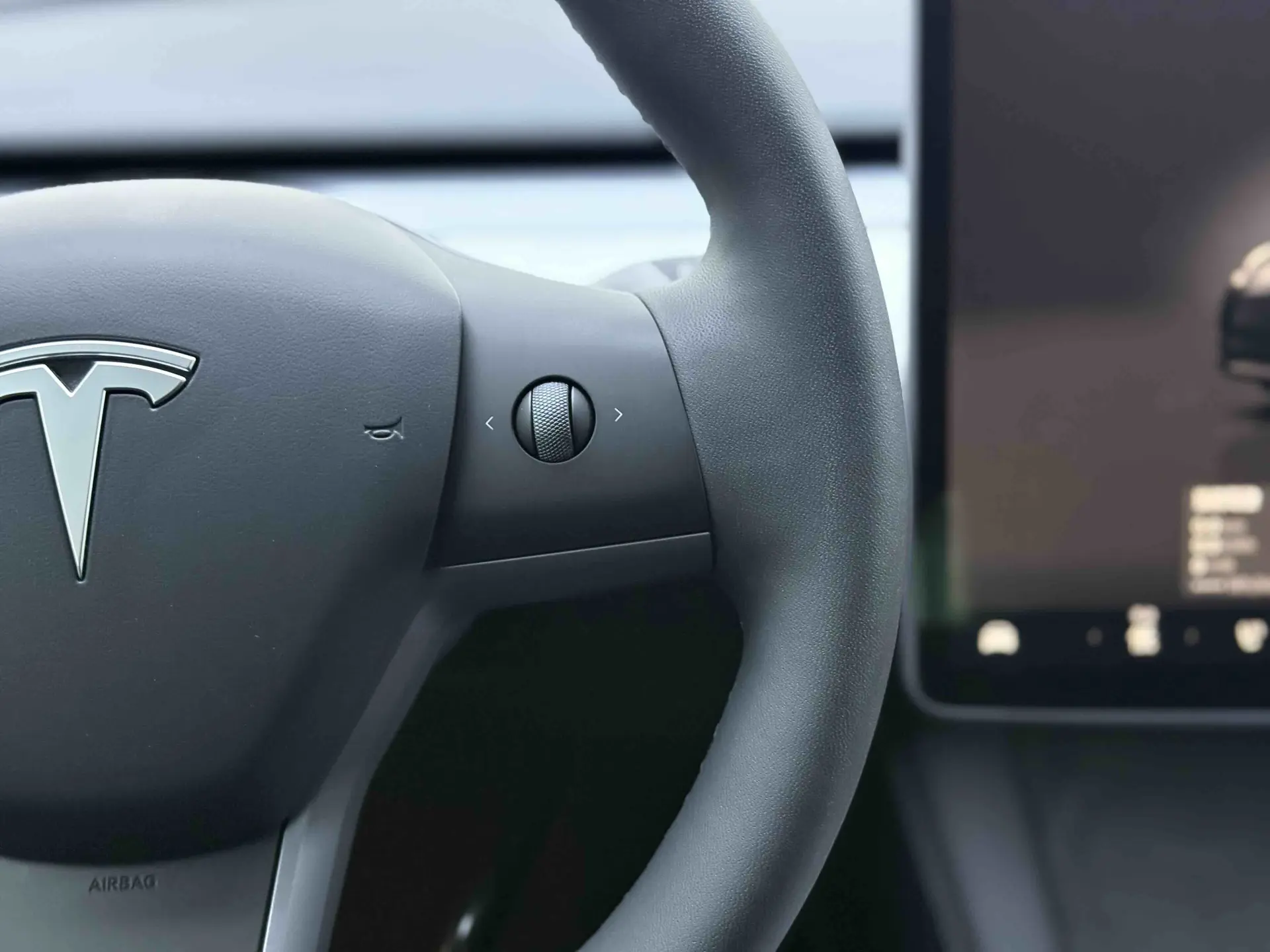 Tesla Model Y, 2024 12