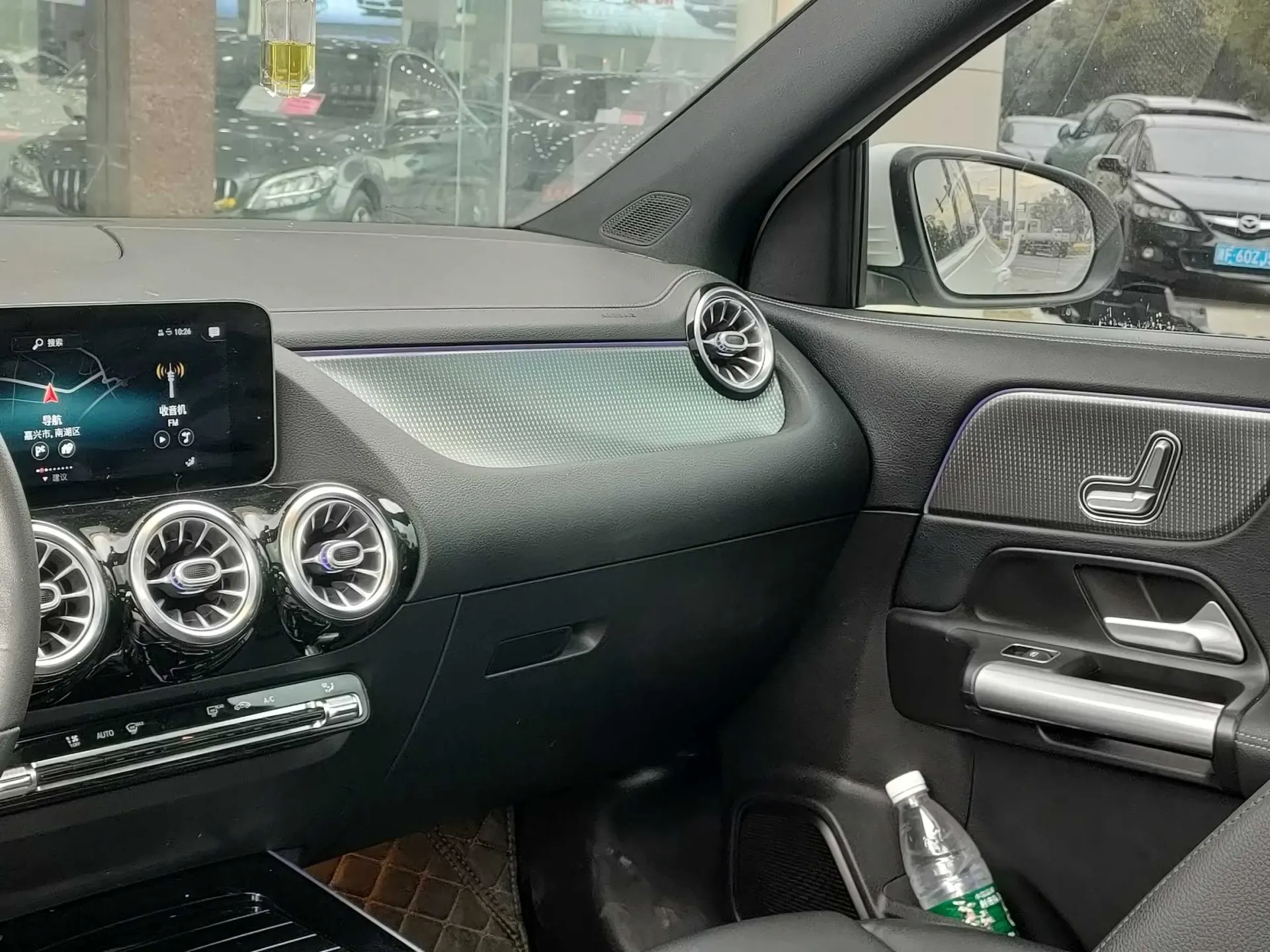 Mercedes-Benz GLA 200, 2020 9