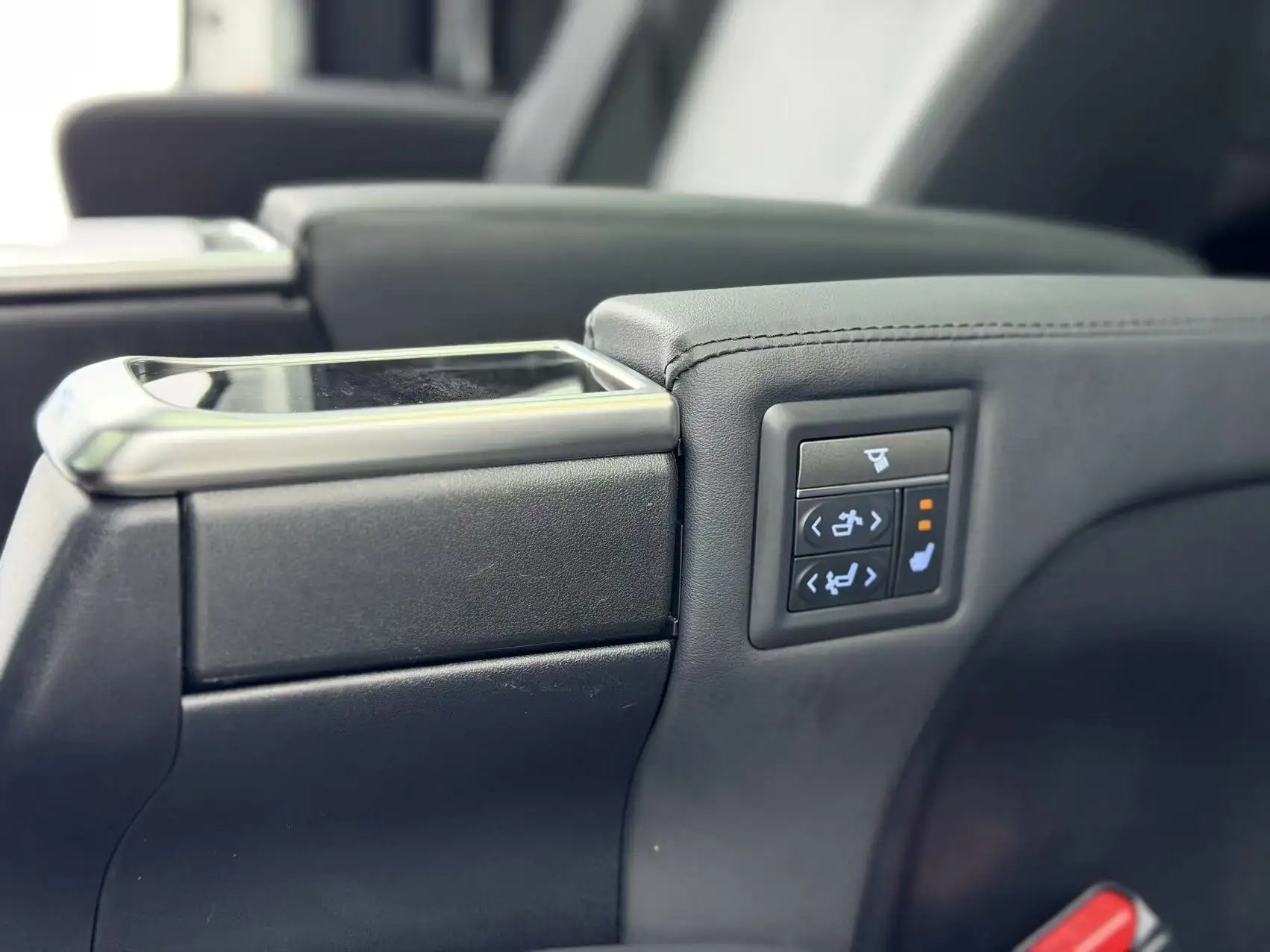 Toyota Vellfire, 2020 22