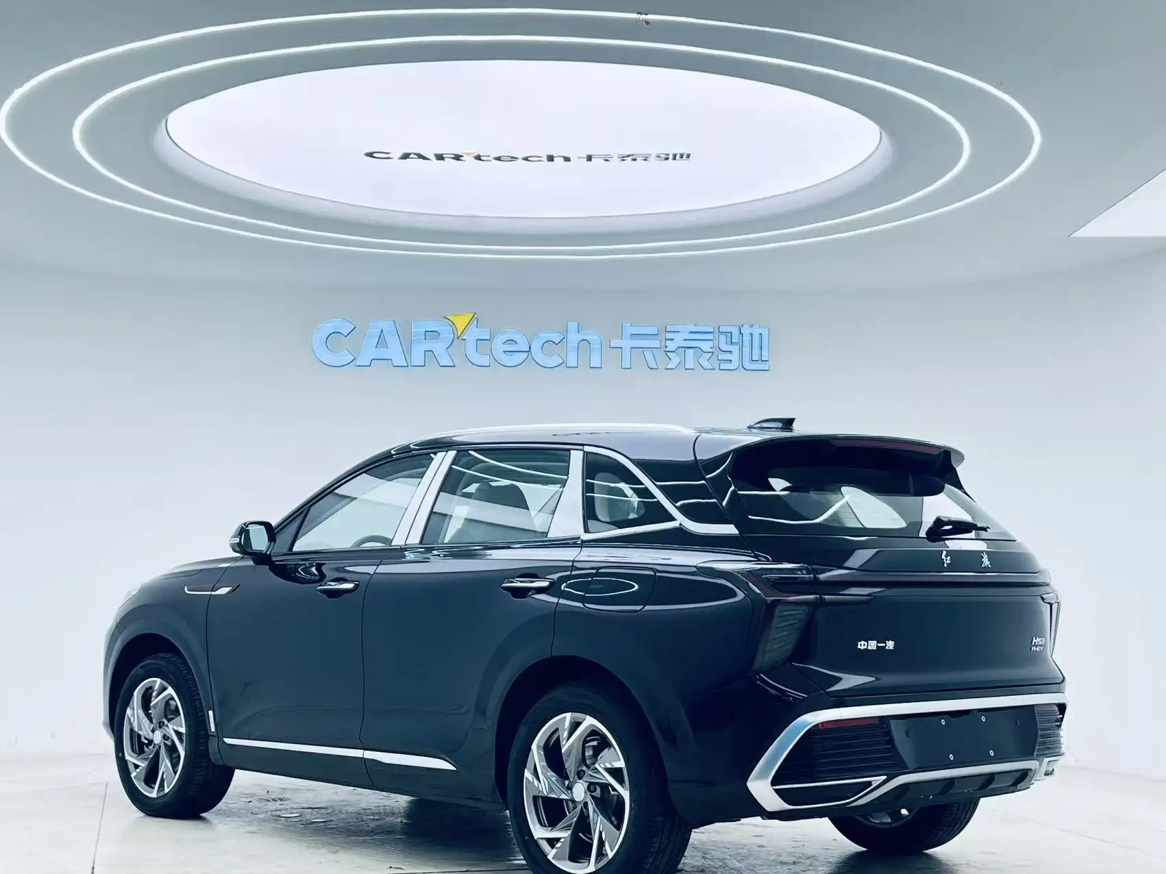 Hongqi HS3, 2025 7