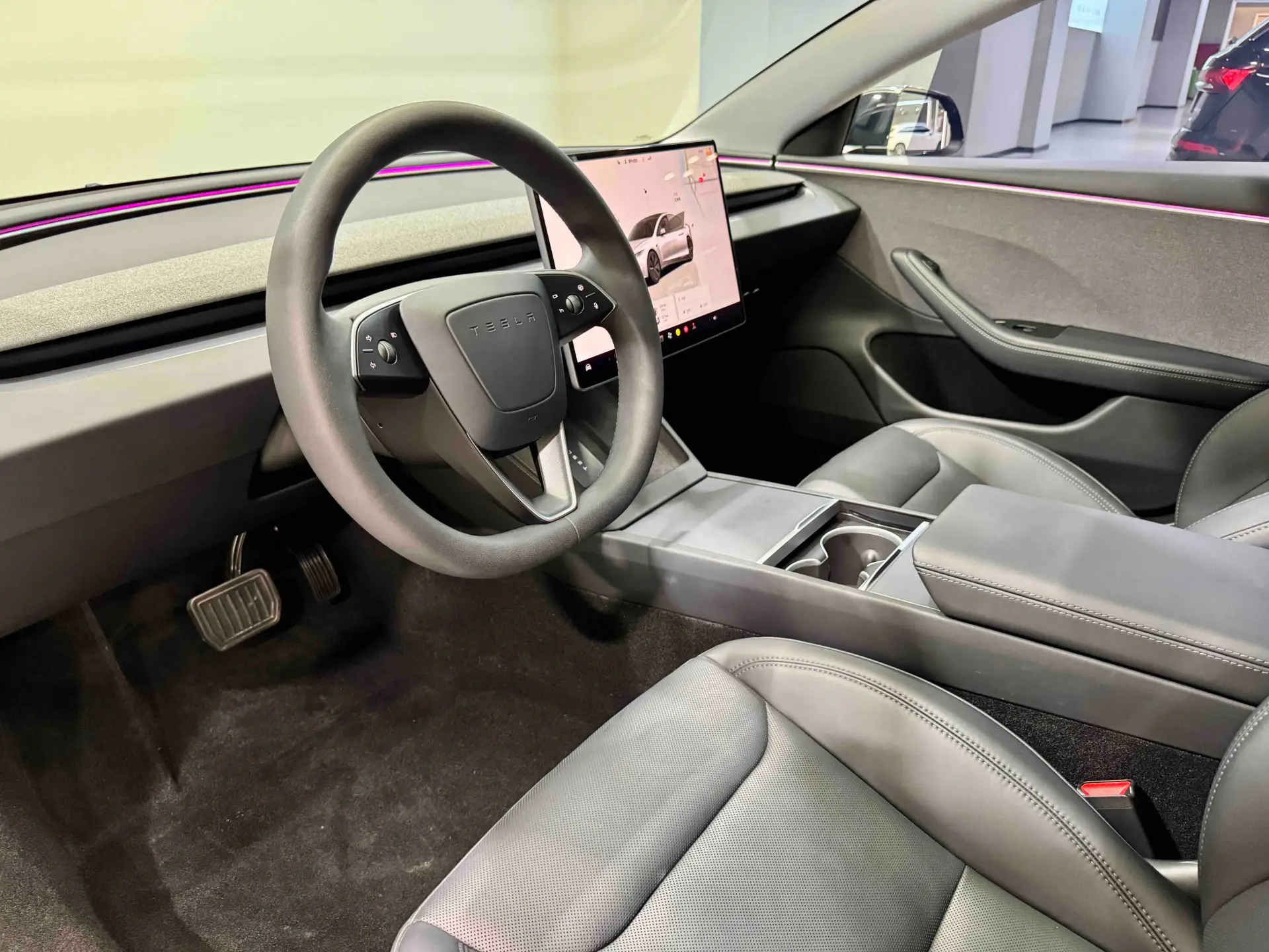 Tesla Model 3, 2024 7
