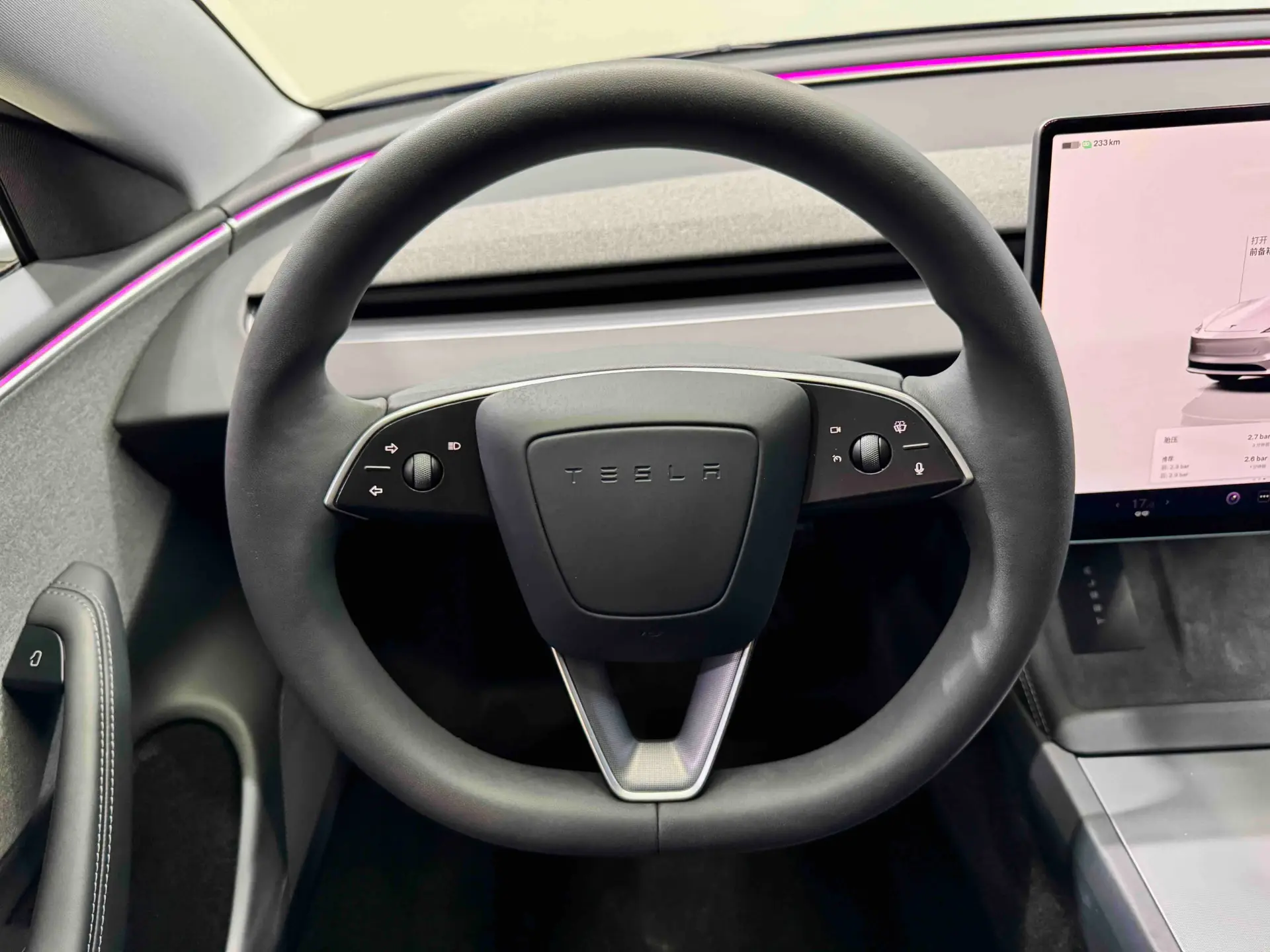 Tesla Model 3, 2024 9