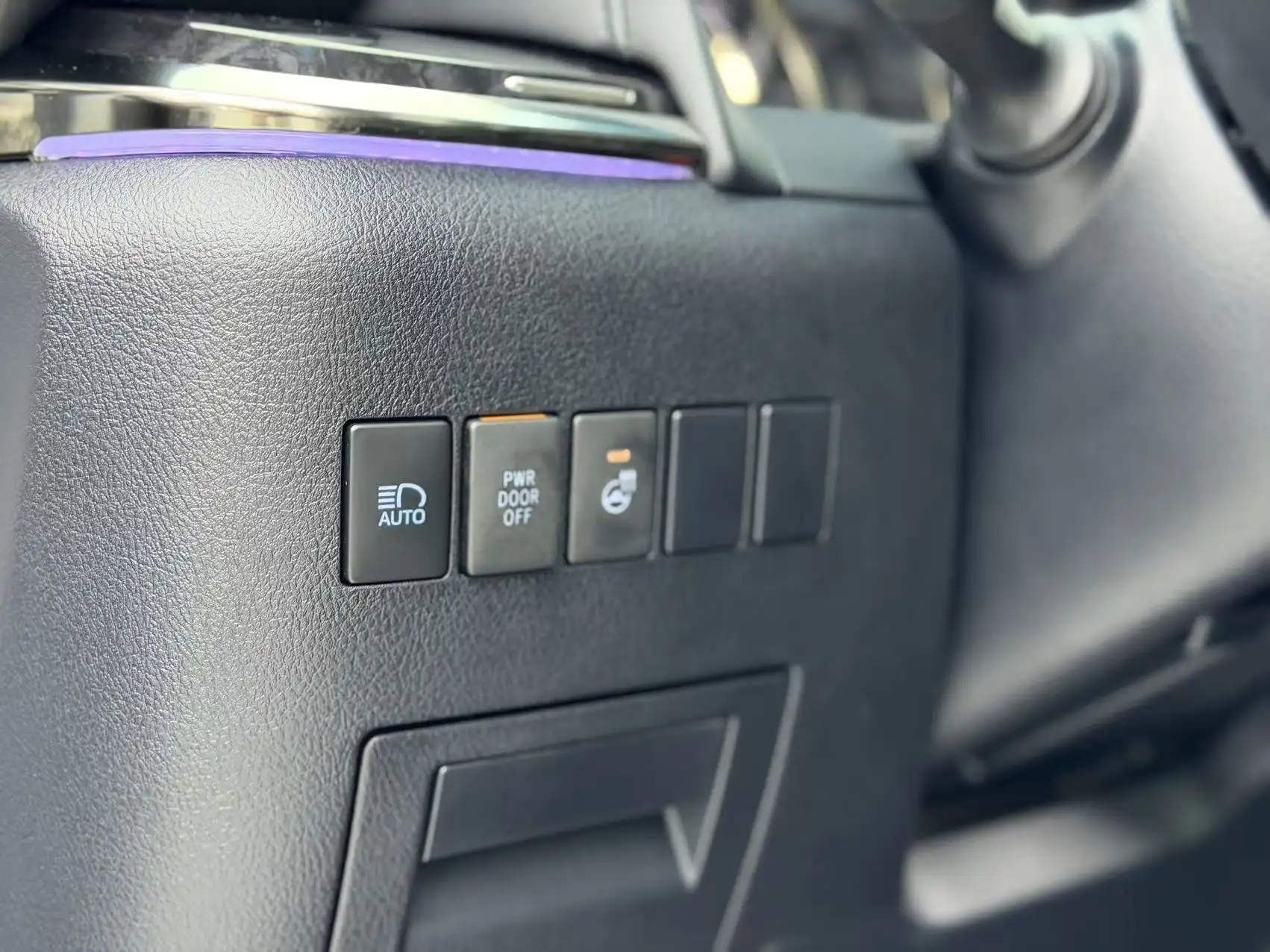 Toyota Vellfire, 2020 19