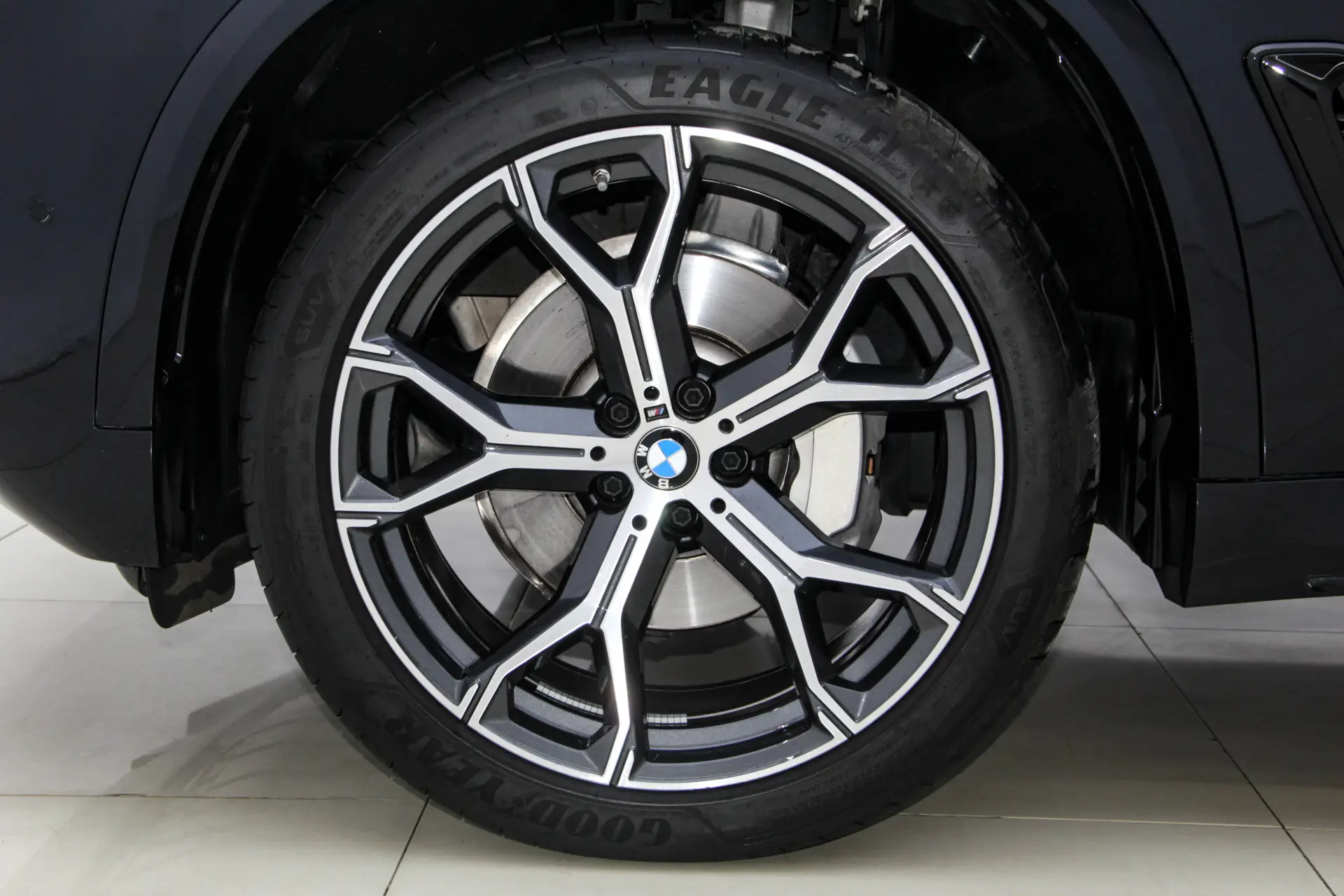 BMW X5, 2025 9