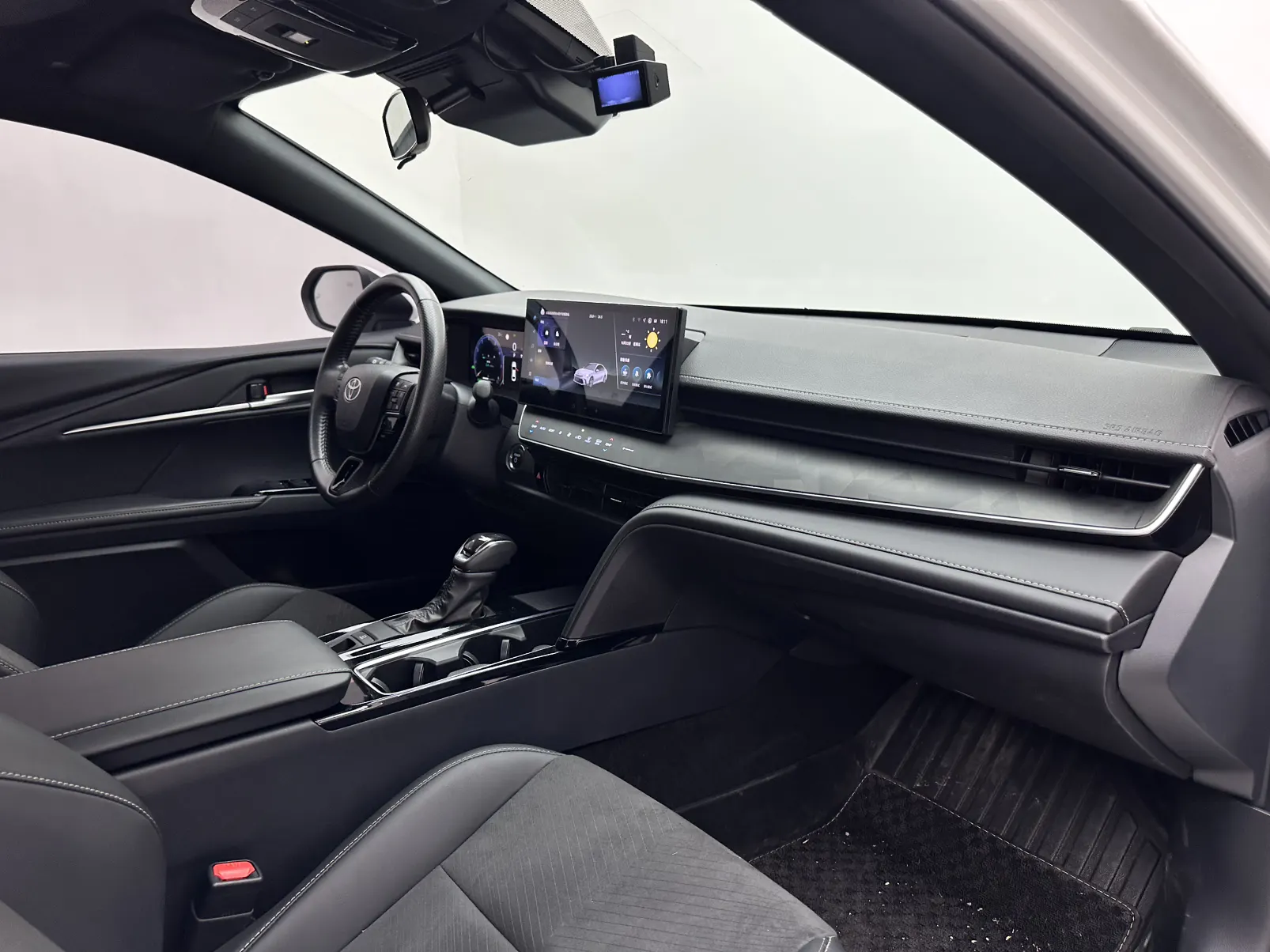 Toyota Camry, 2024 11