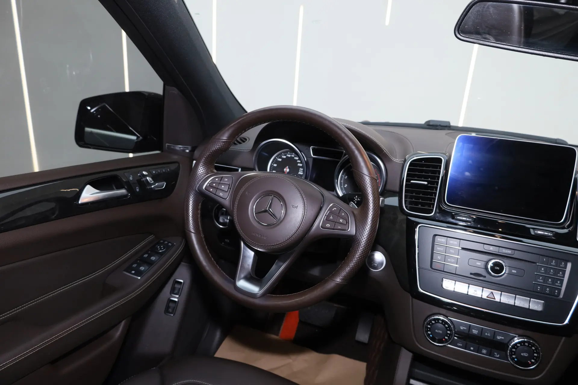Mercedes-Benz GLS 450, 2018 31