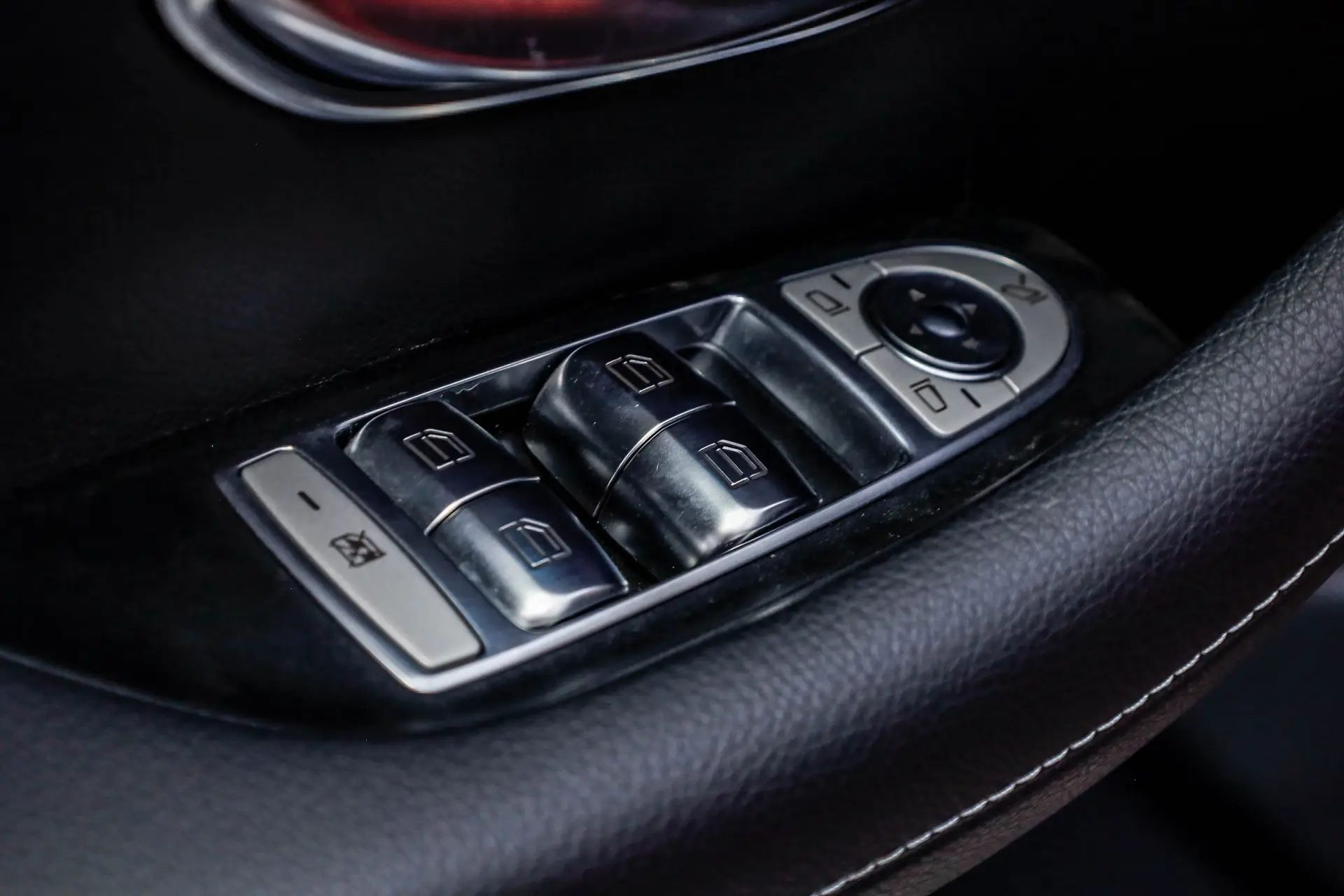 Mercedes-Benz E 260, 2021 29