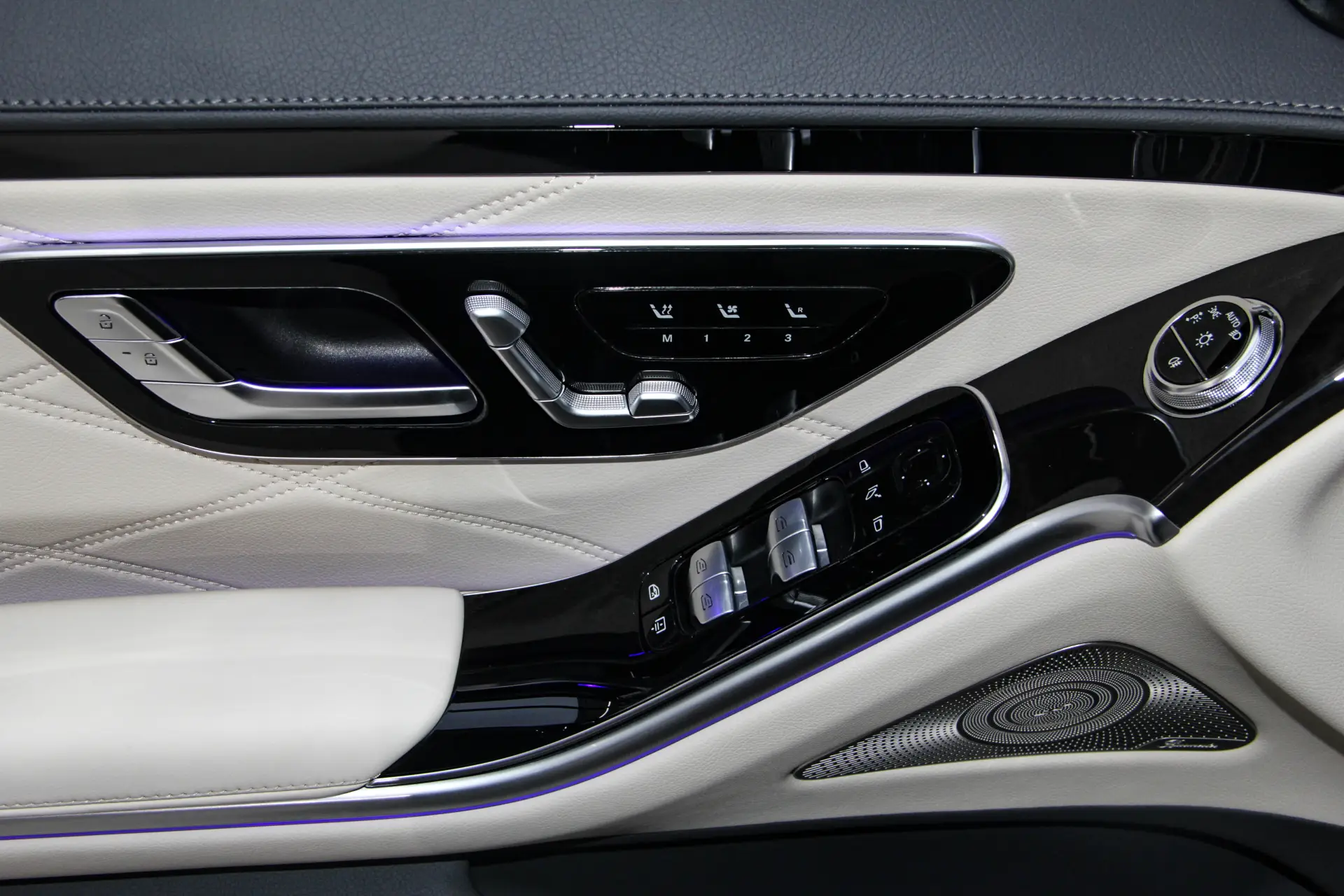 Mercedes-Benz S 480 4MATIC, 2025 28