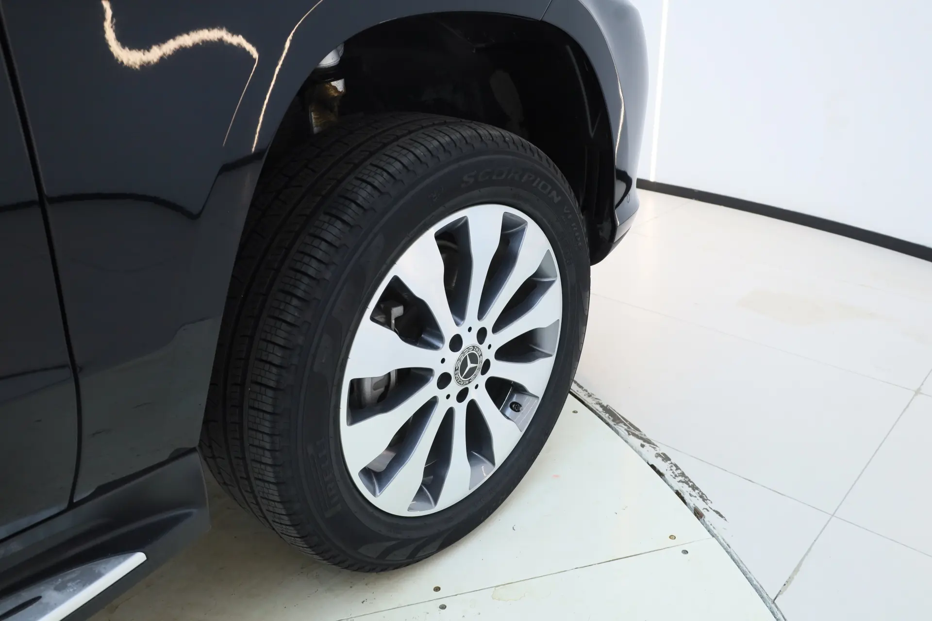 Mercedes-Benz GLS 450, 2018 10