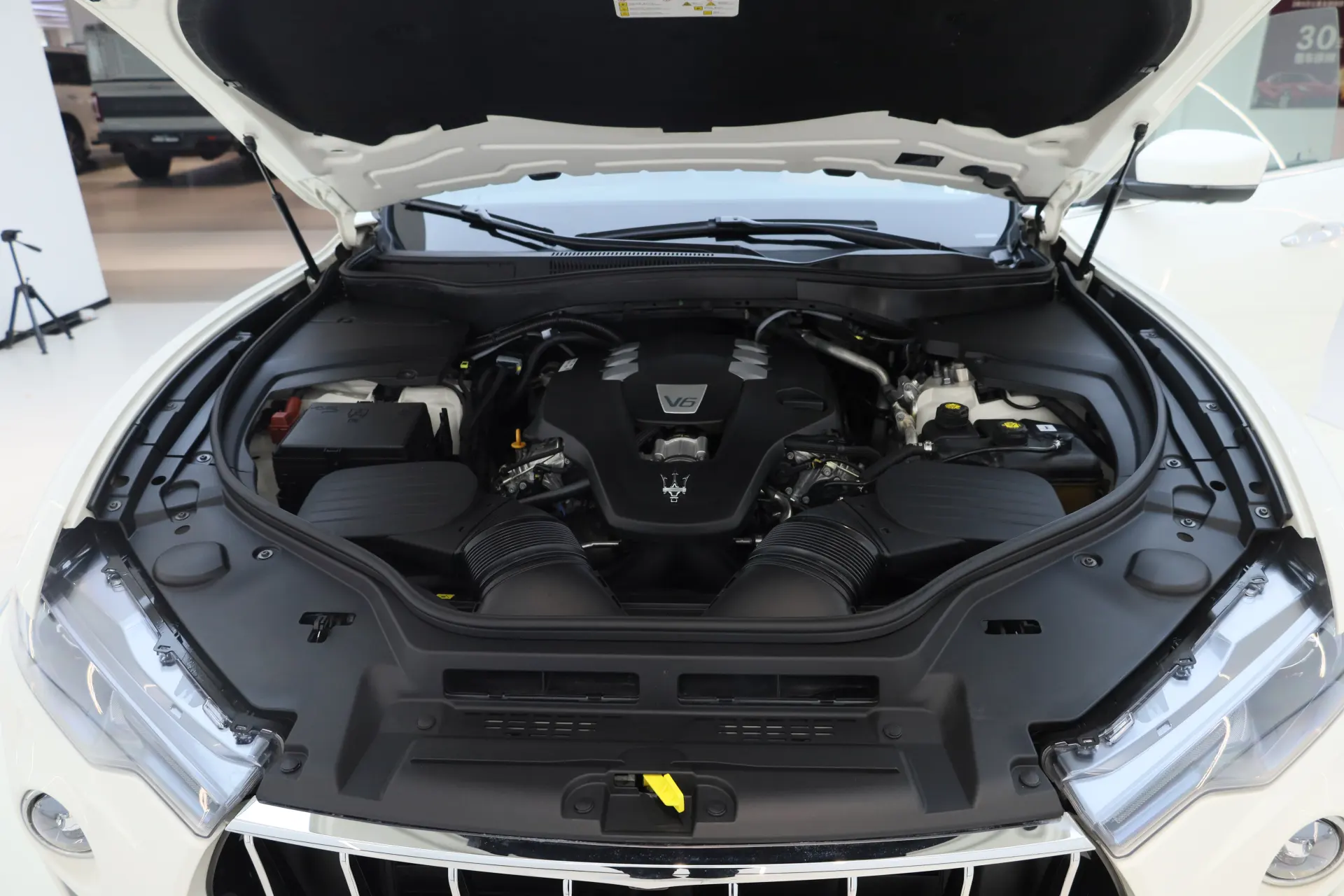 Maserati Levante, 2019 12