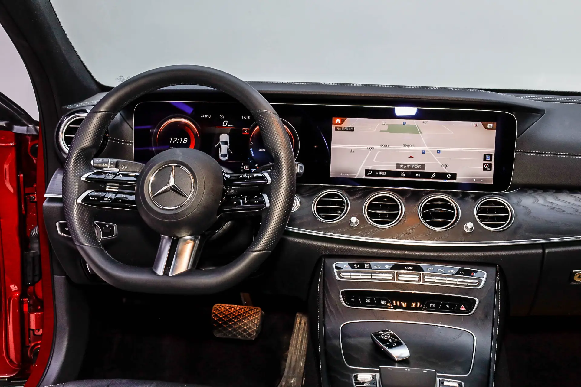 Mercedes-Benz E 260, 2021 25