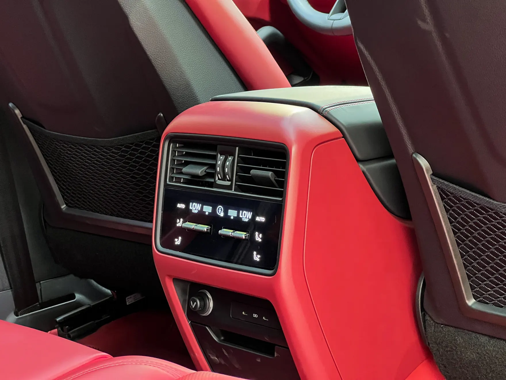 Porsche Cayenne, 2025 23