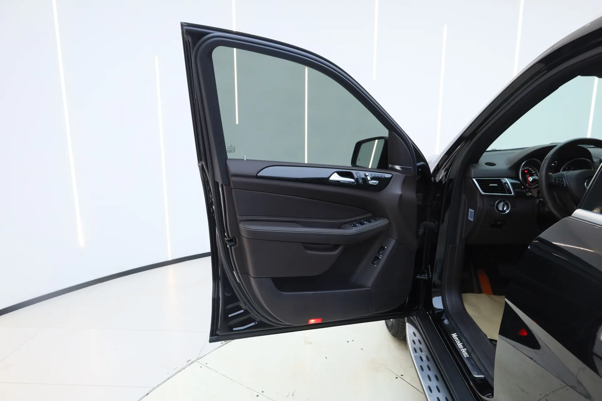 Mercedes-Benz GLS 450, 2018 30