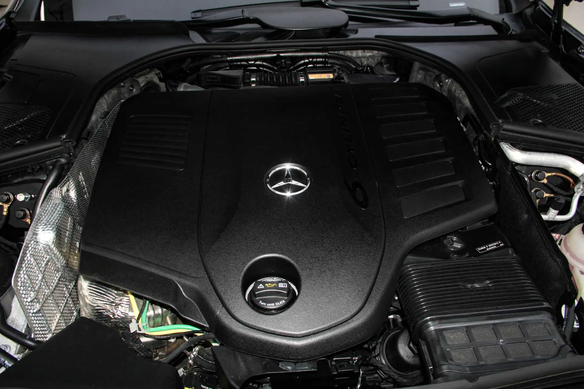 Mercedes-Benz S 480 4MATIC, 2025 11