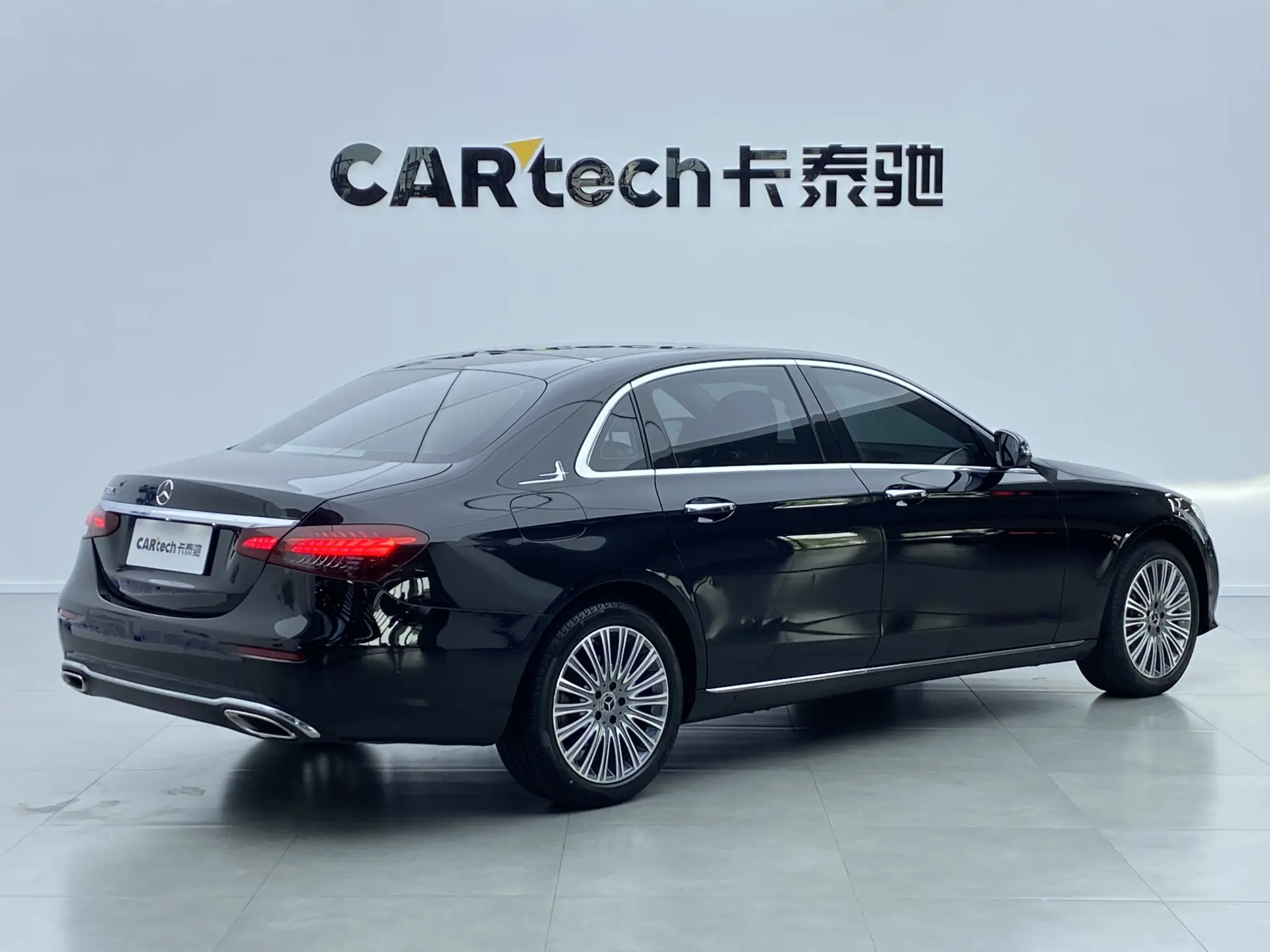 Mercedes-Benz E 300 L, 2023 3