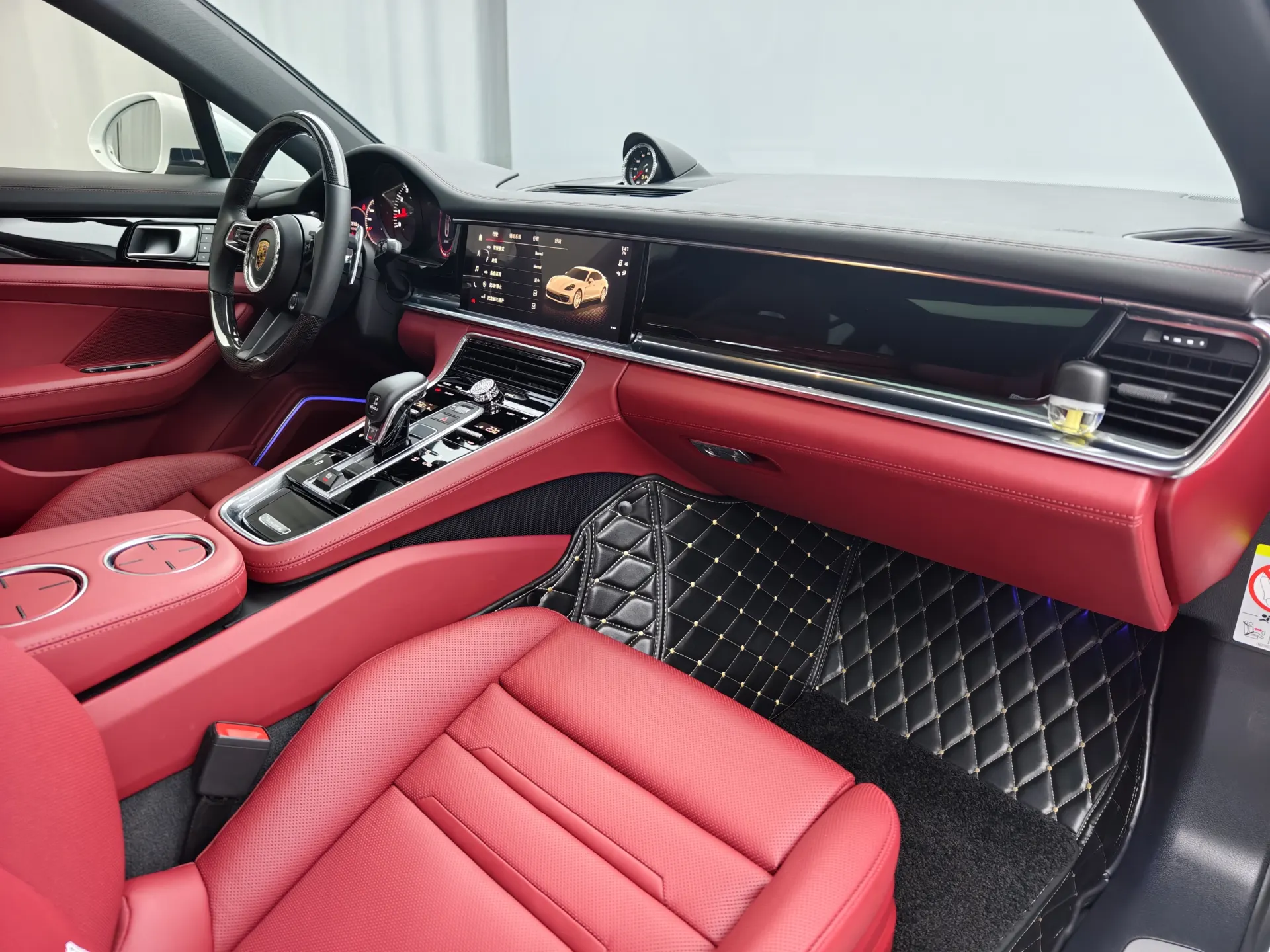 Porsche Panamera, 2022 12