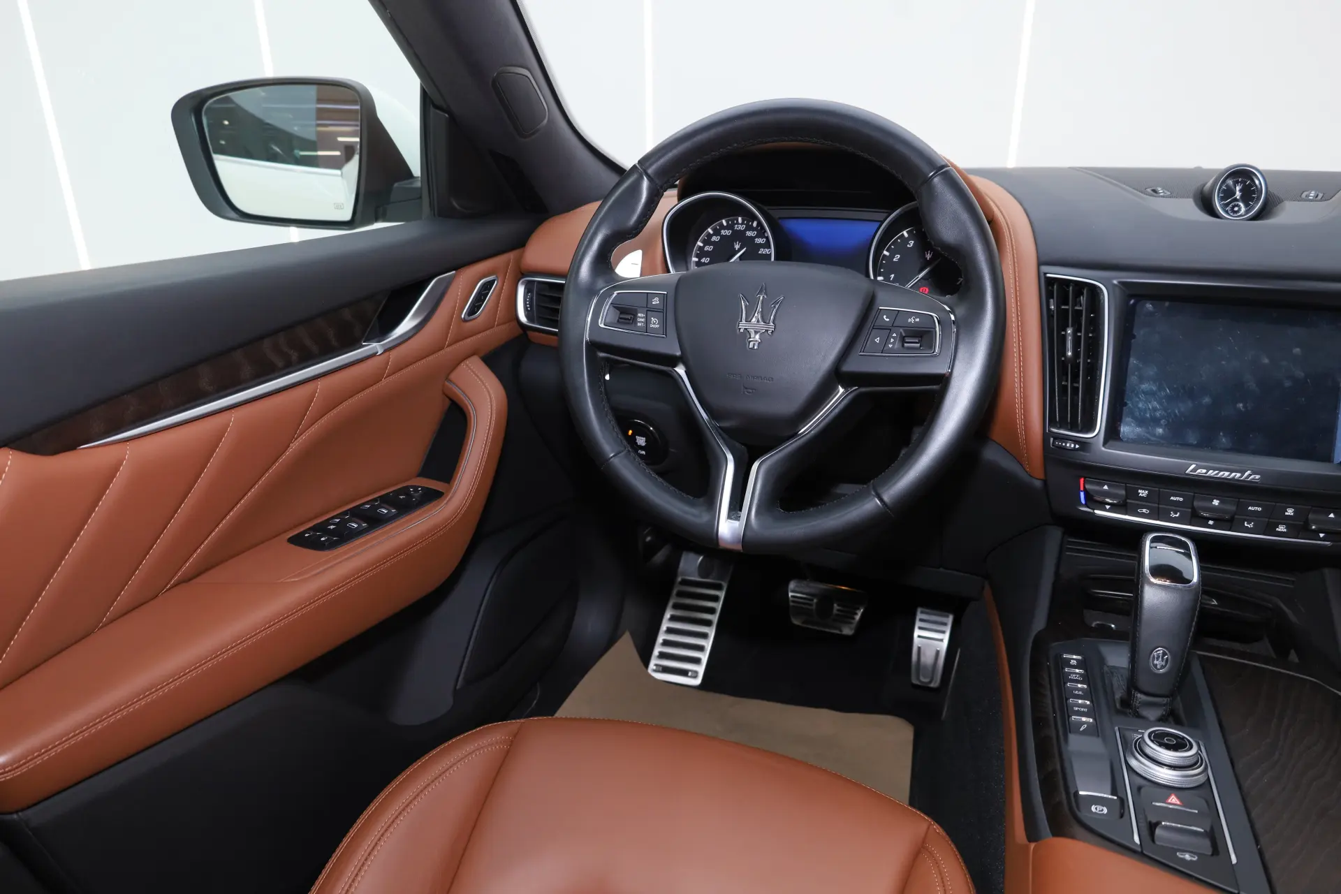 Maserati Levante, 2019 14