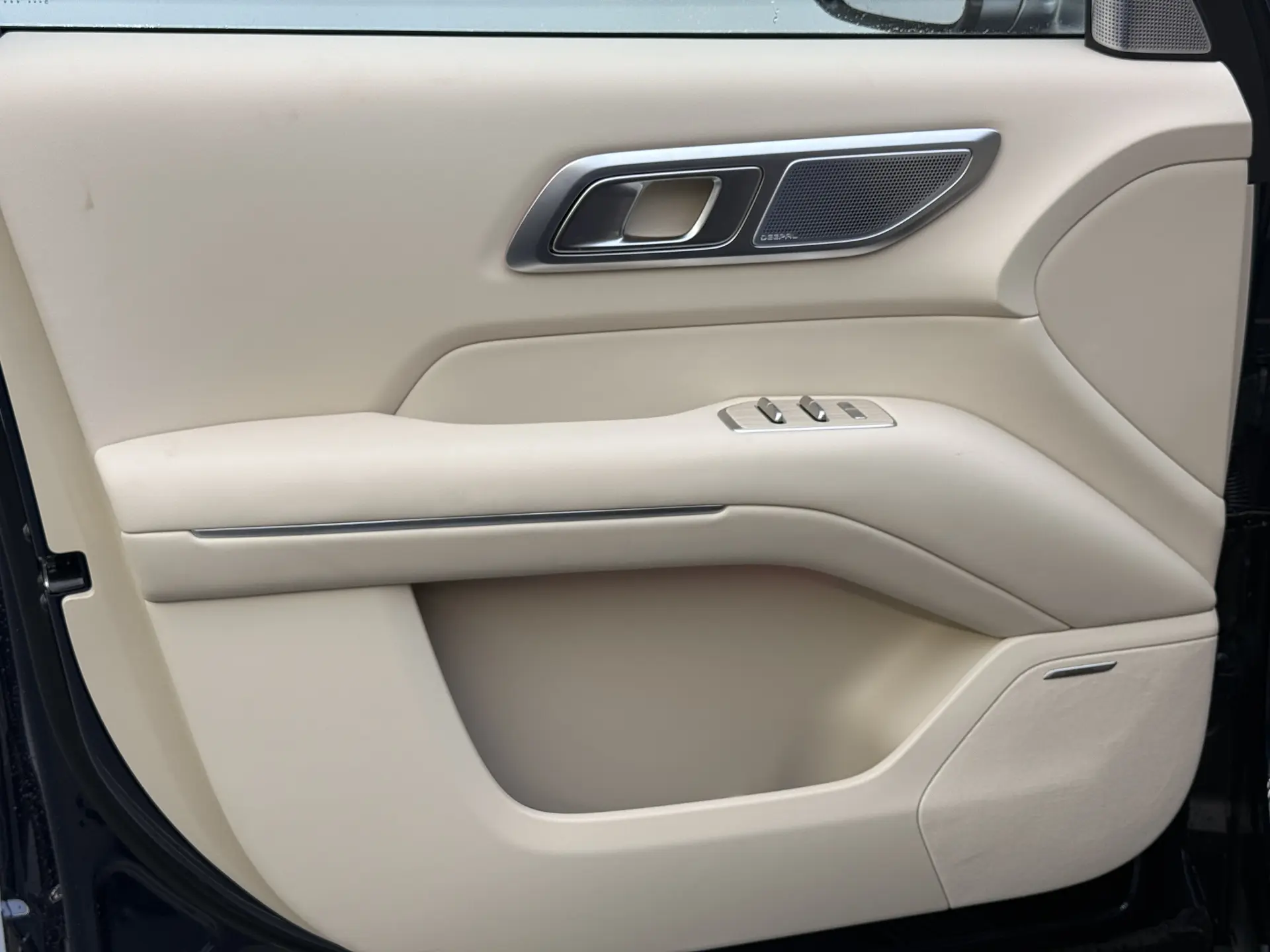 Deepal S09, 2026 11